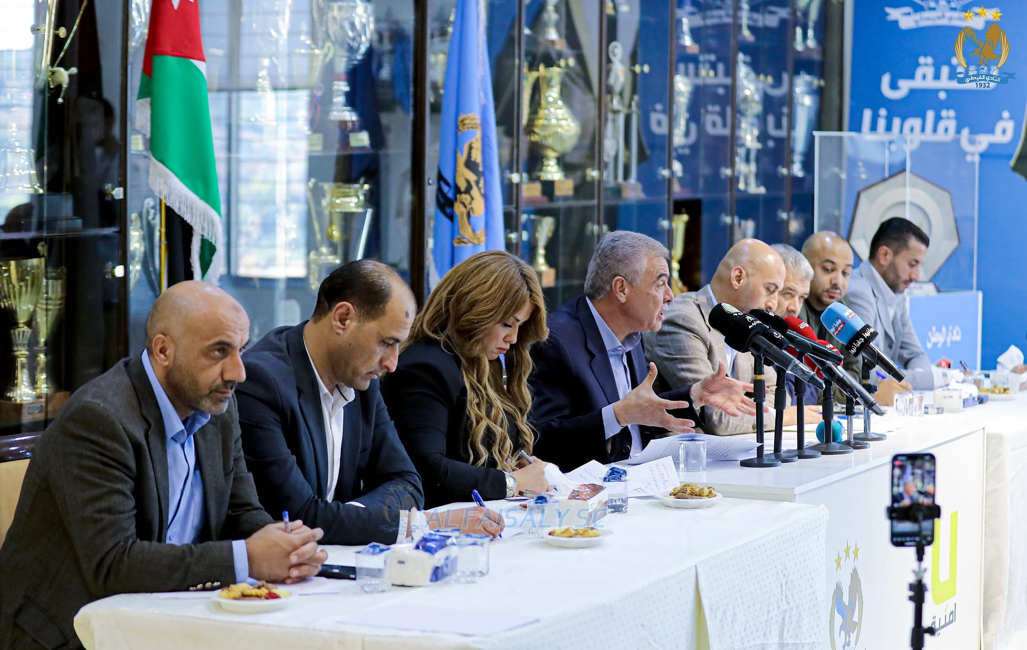 Madar Al-Saa Images 0.8112693711822154