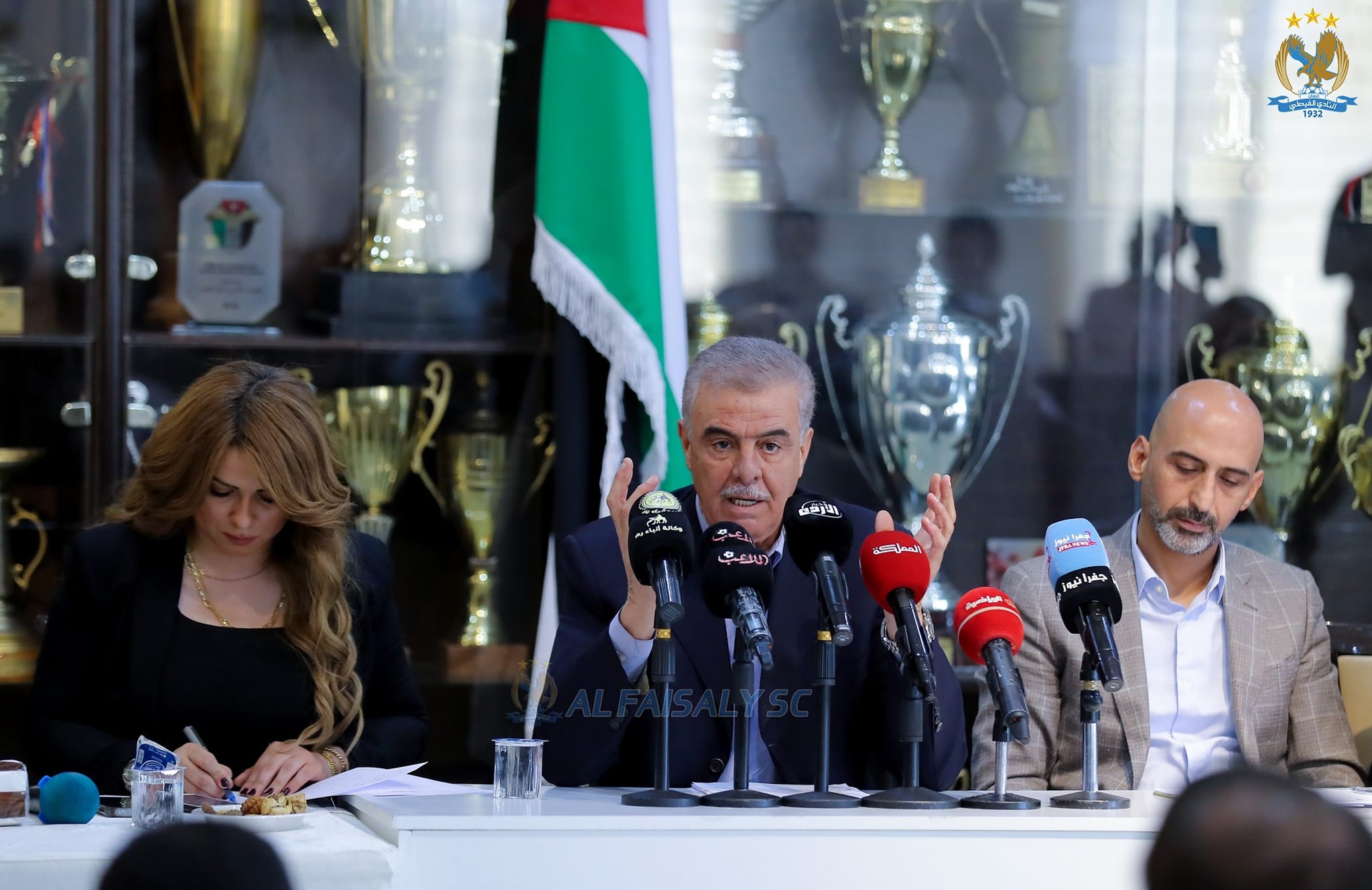 Madar Al-Saa Images 0.7239978196946195