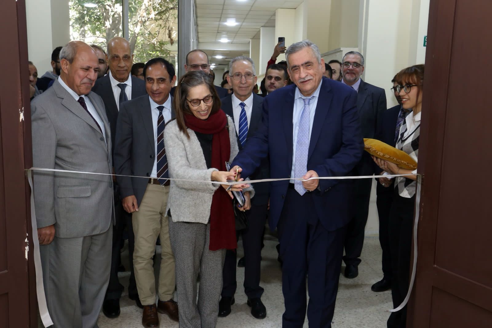 Madar Al-Saa Images 0.3108227557981167