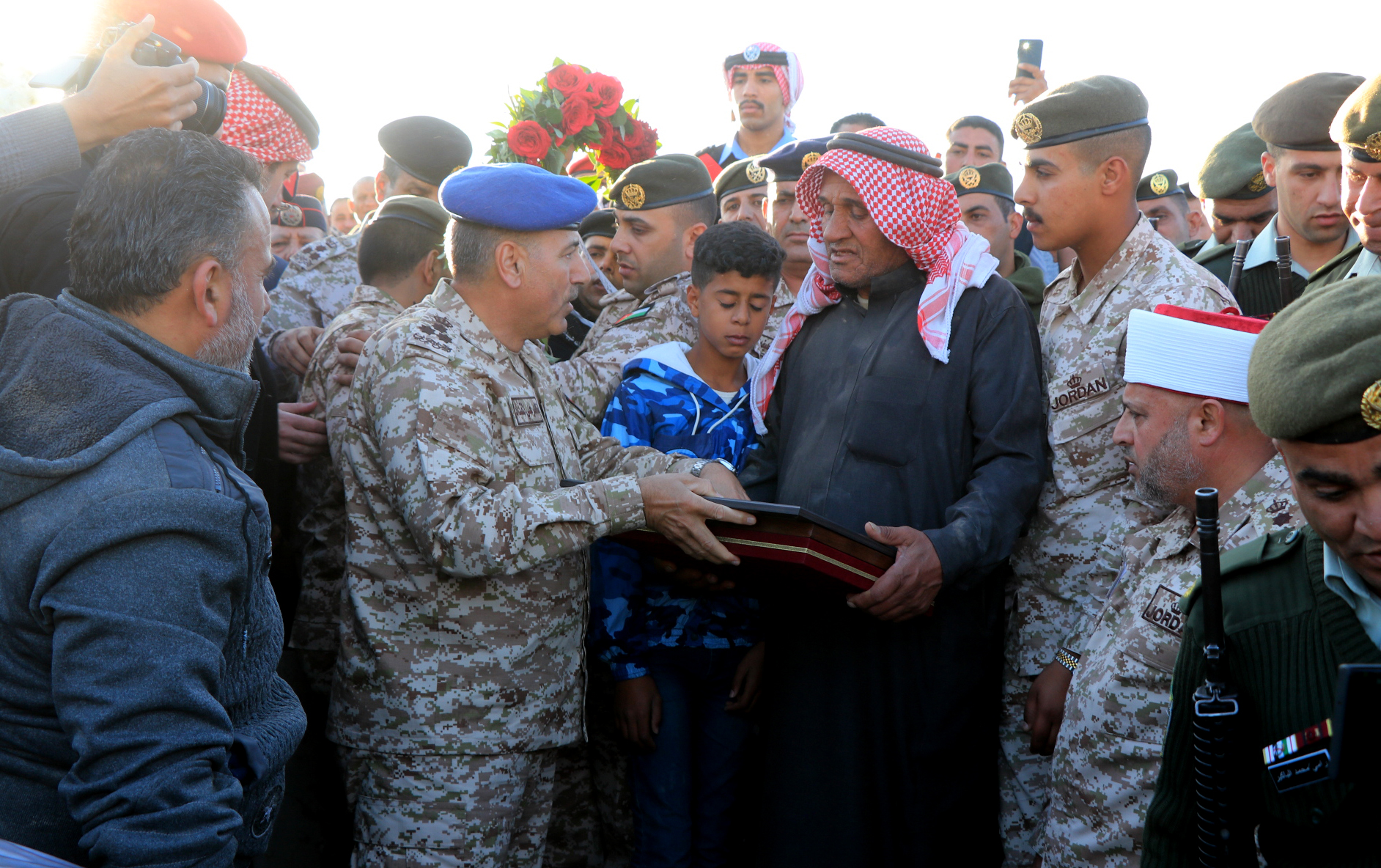 Madar Al-Saa Images 0.7172037832155302