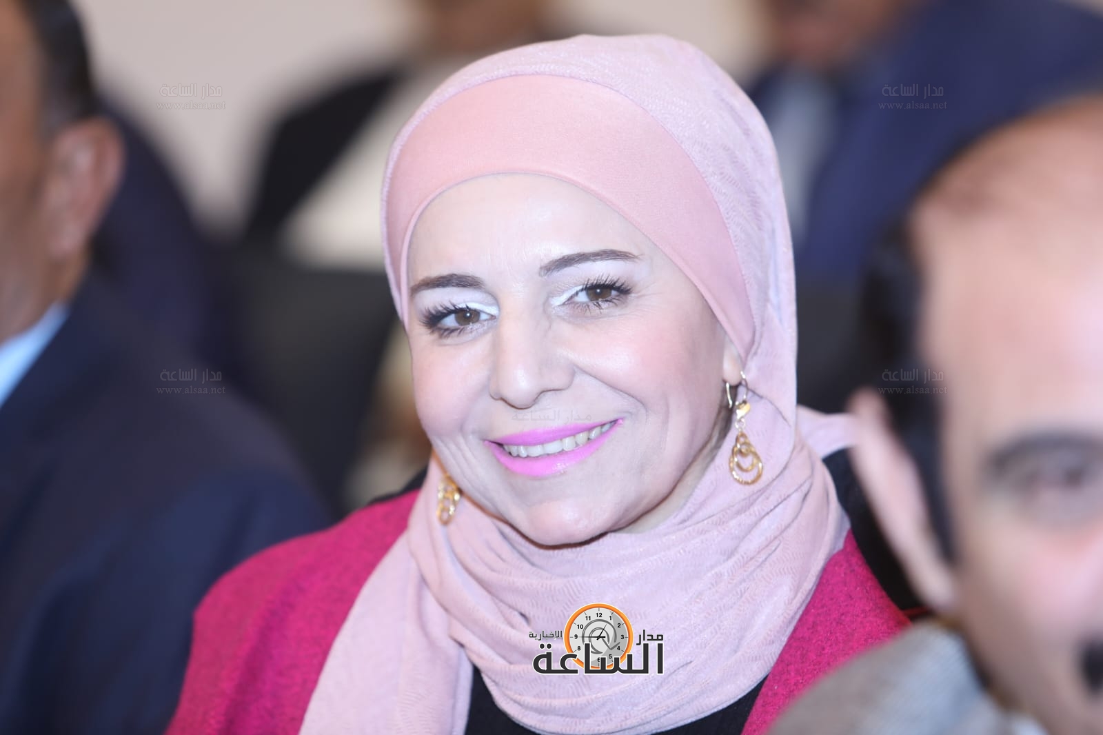 Madar Al-Saa Images 0.9331139292873807