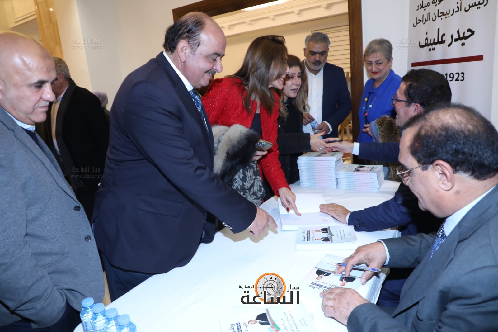 Madar Al-Saa Images 0.8012673386748308