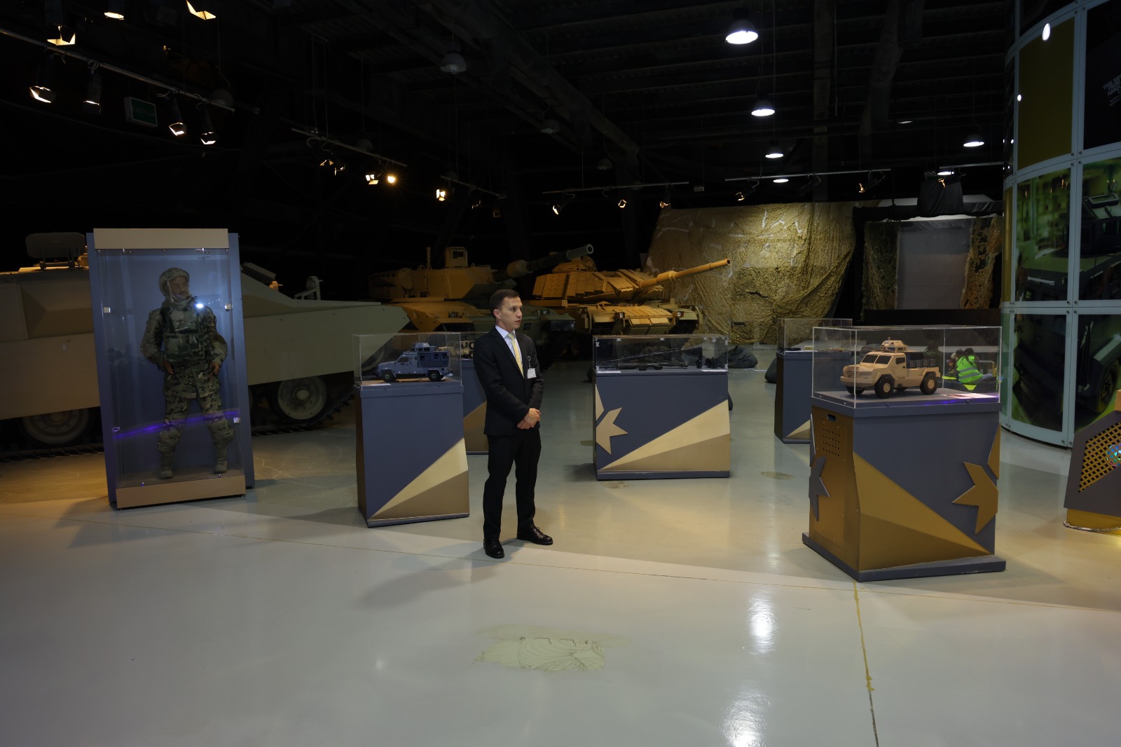 Madar Al-Saa Images 0.9403932834247597