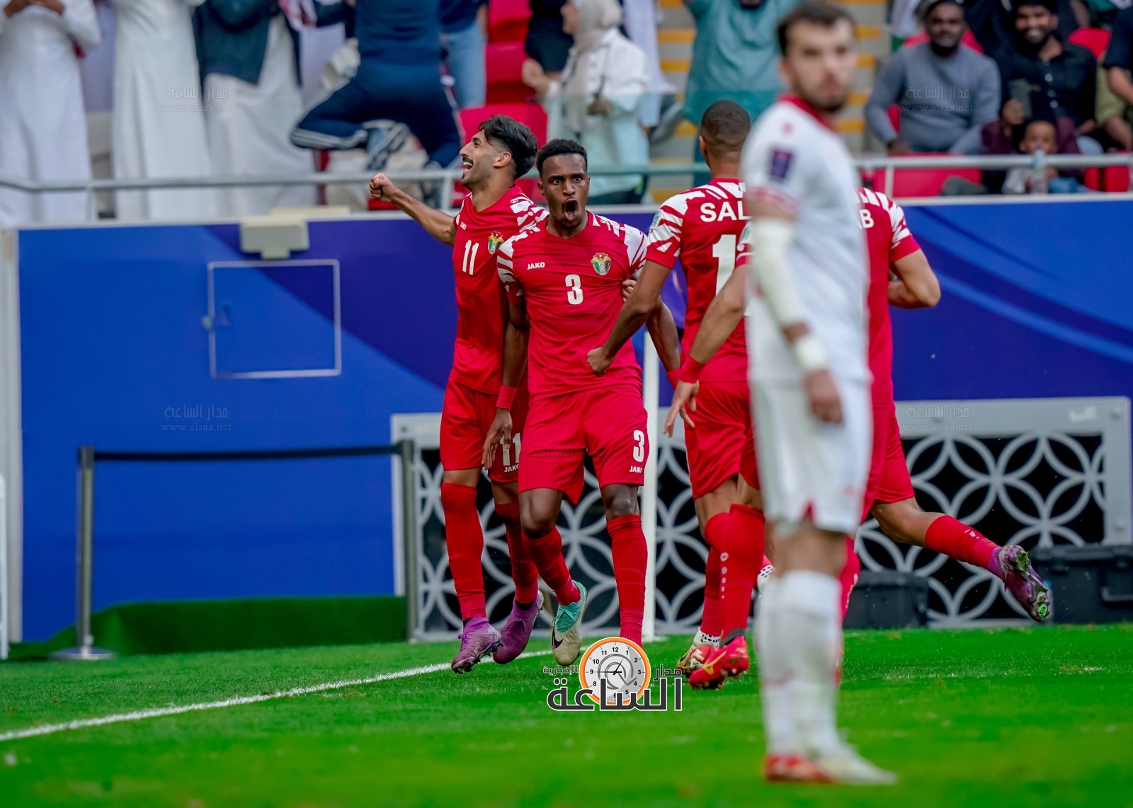 Madar Al-Saa Images 0.22127220017665006