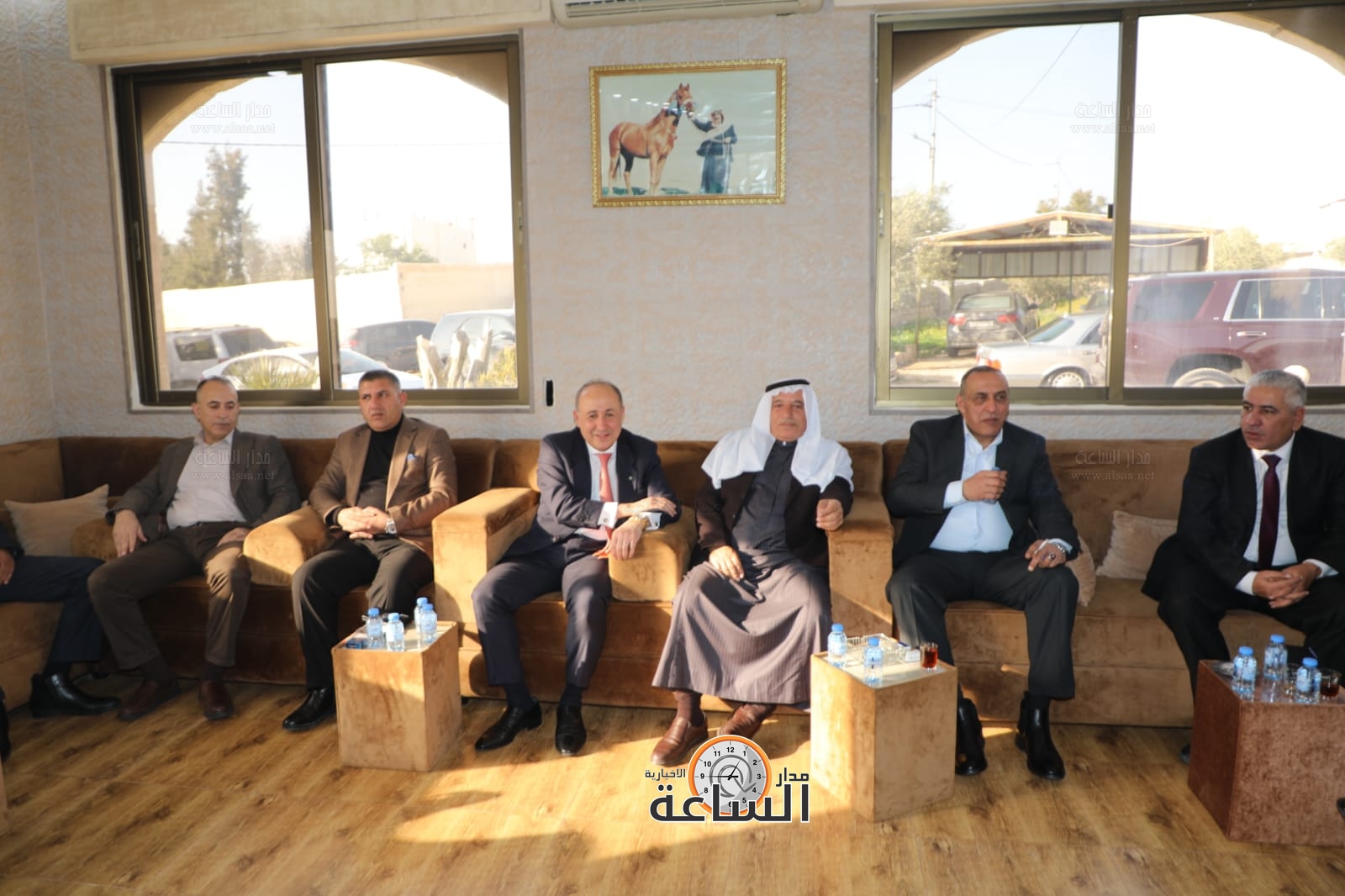 Madar Al-Saa Images 0.4338580504237317