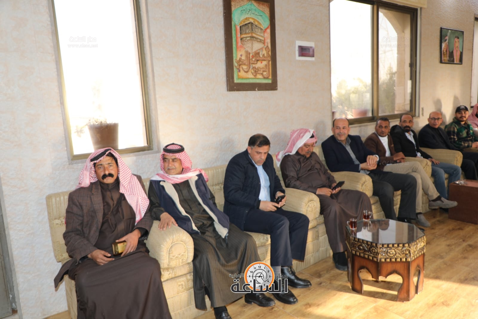 Madar Al-Saa Images 0.18594598062347312