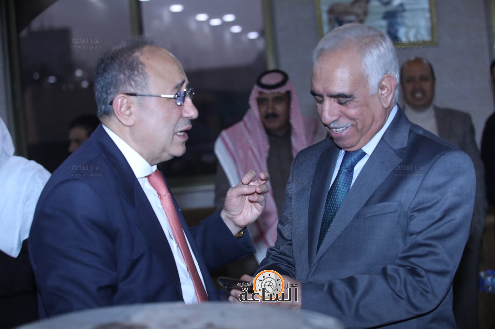 Madar Al-Saa Images 0.08348442103075882