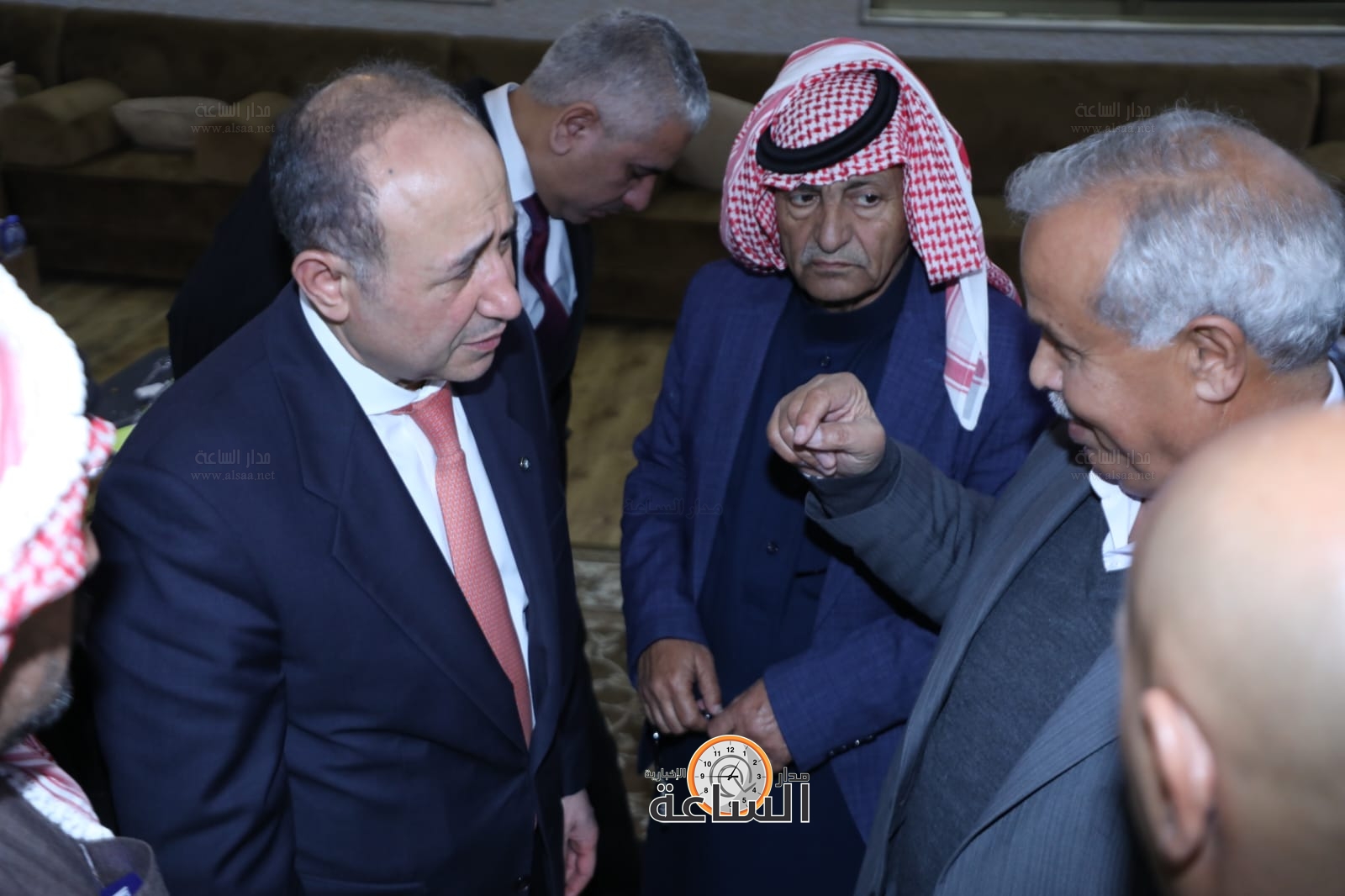 Madar Al-Saa Images 0.8441605520216355