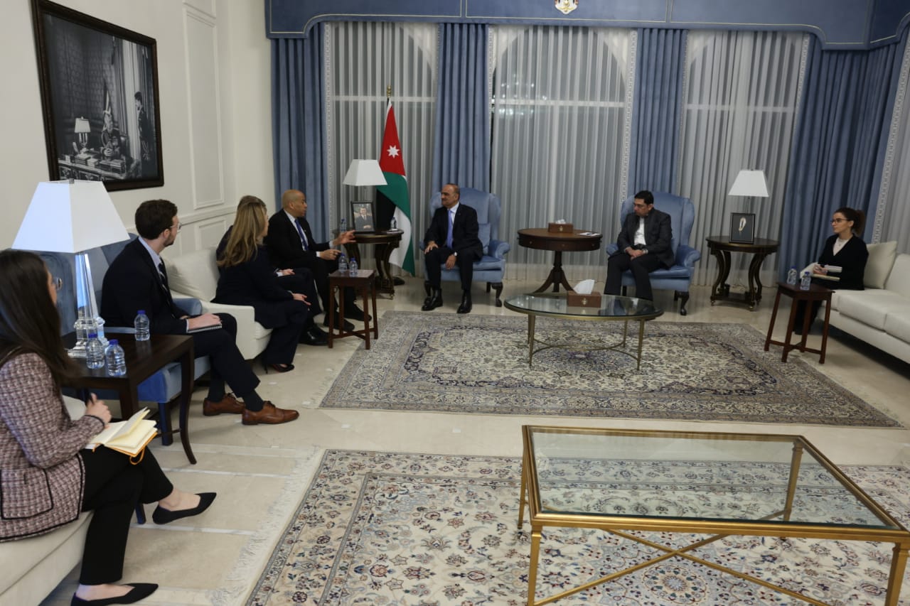 Madar Al-Saa Images 0.6025609471959168