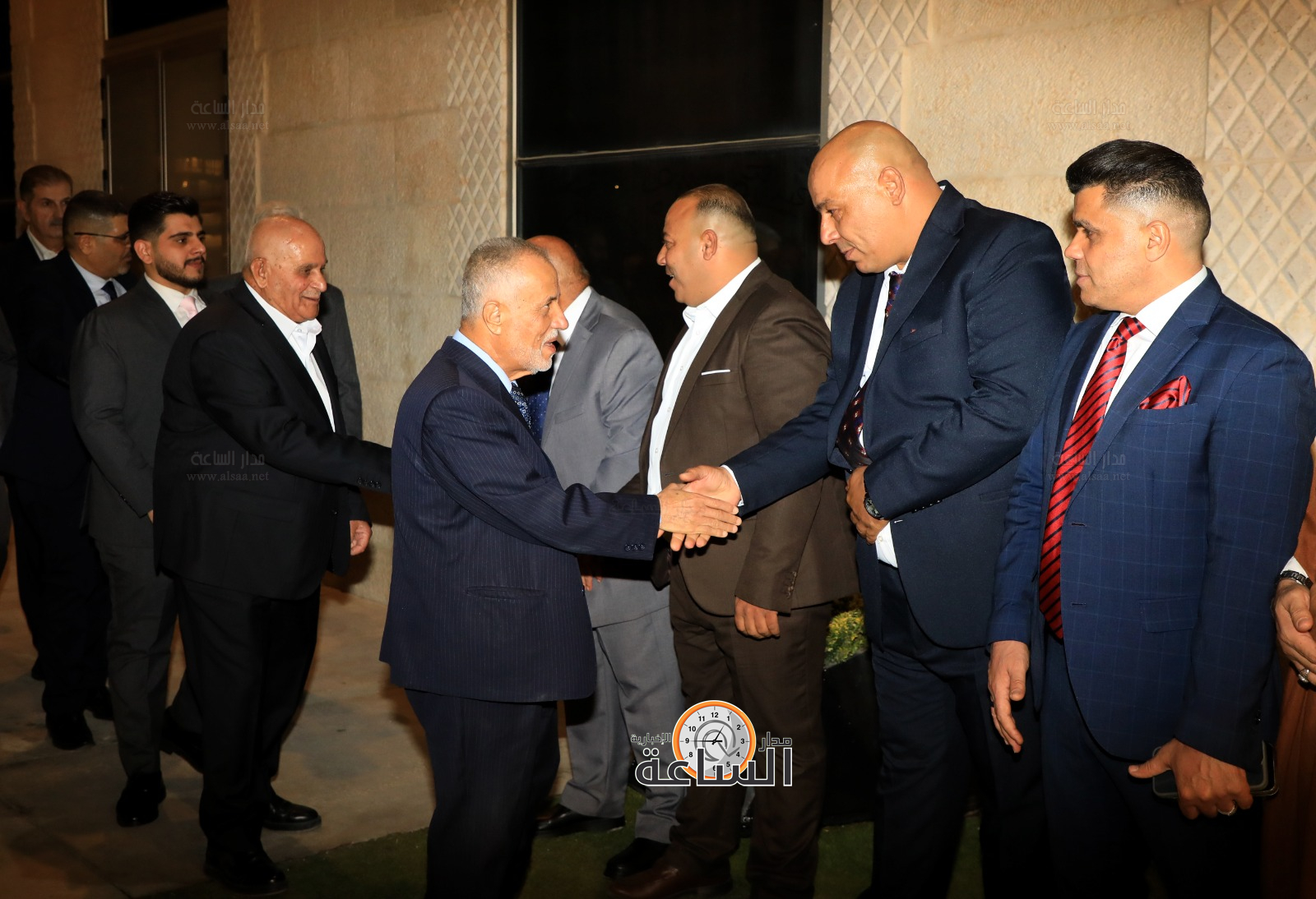 Madar Al-Saa Images 0.21038158069308643