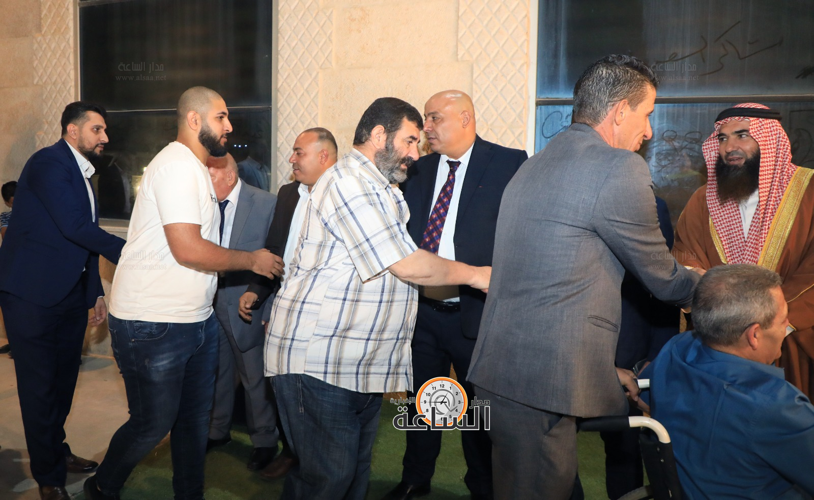 Madar Al-Saa Images 0.8737538794638124