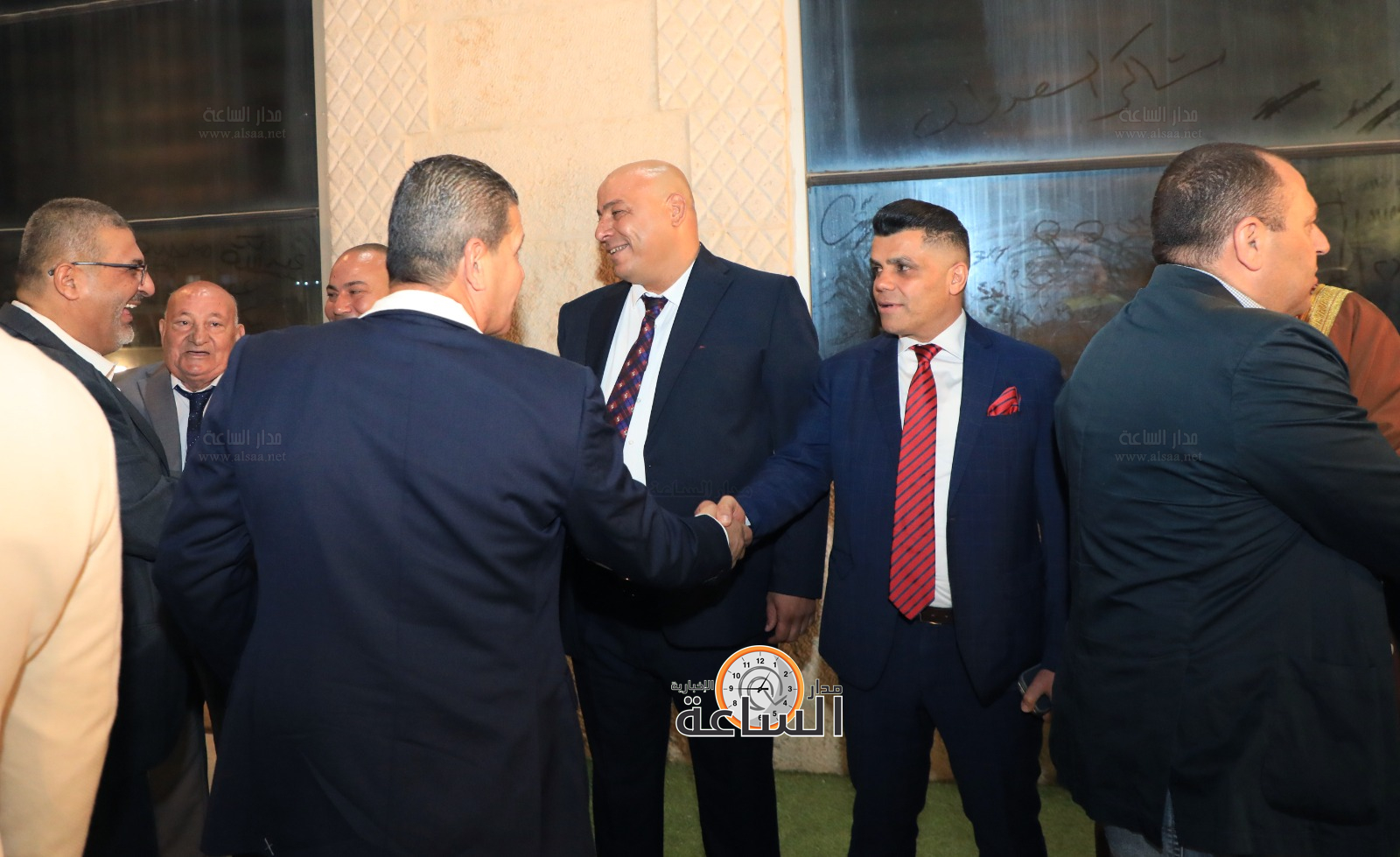 Madar Al-Saa Images 0.5280432861035571