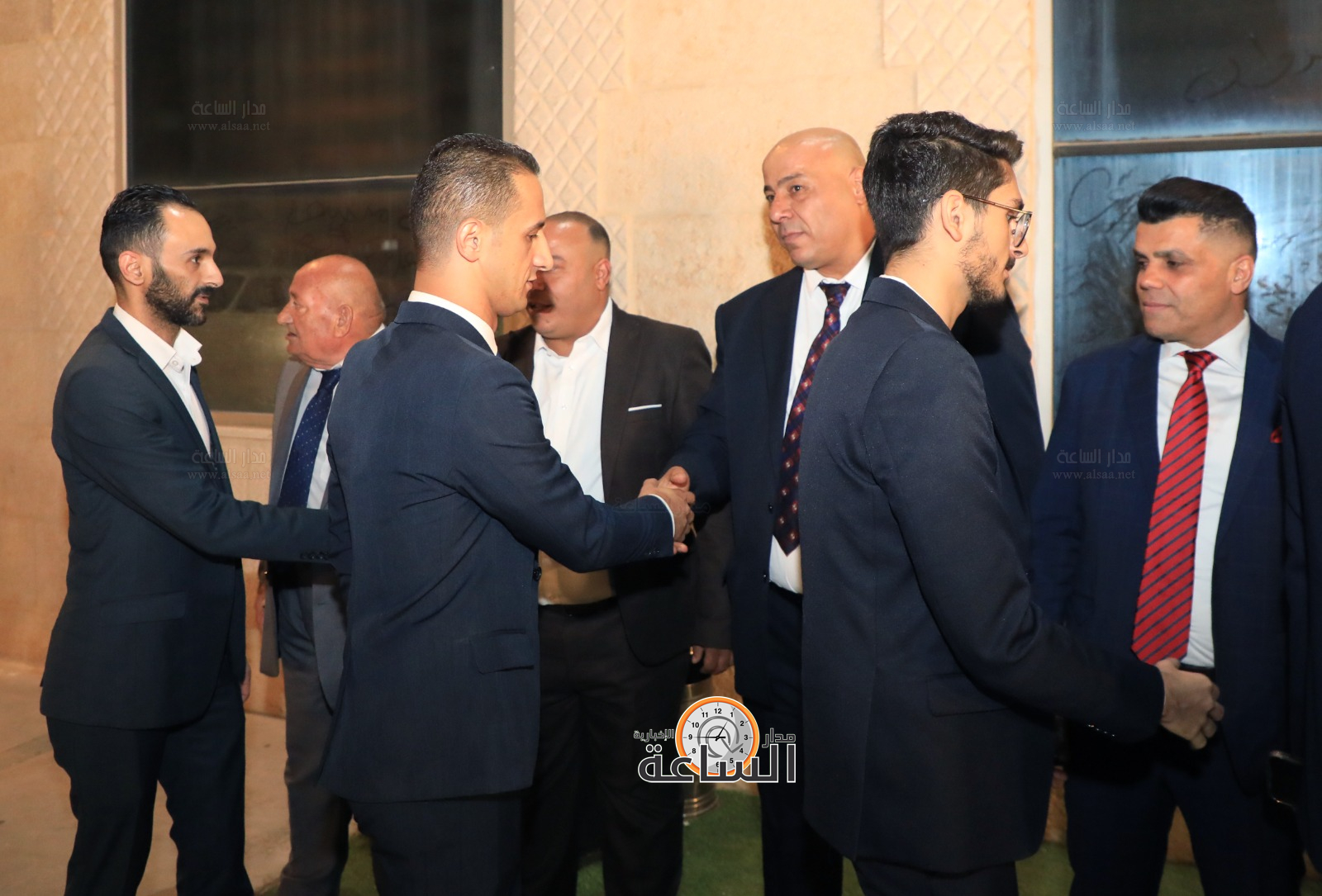 Madar Al-Saa Images 0.9746129404652271