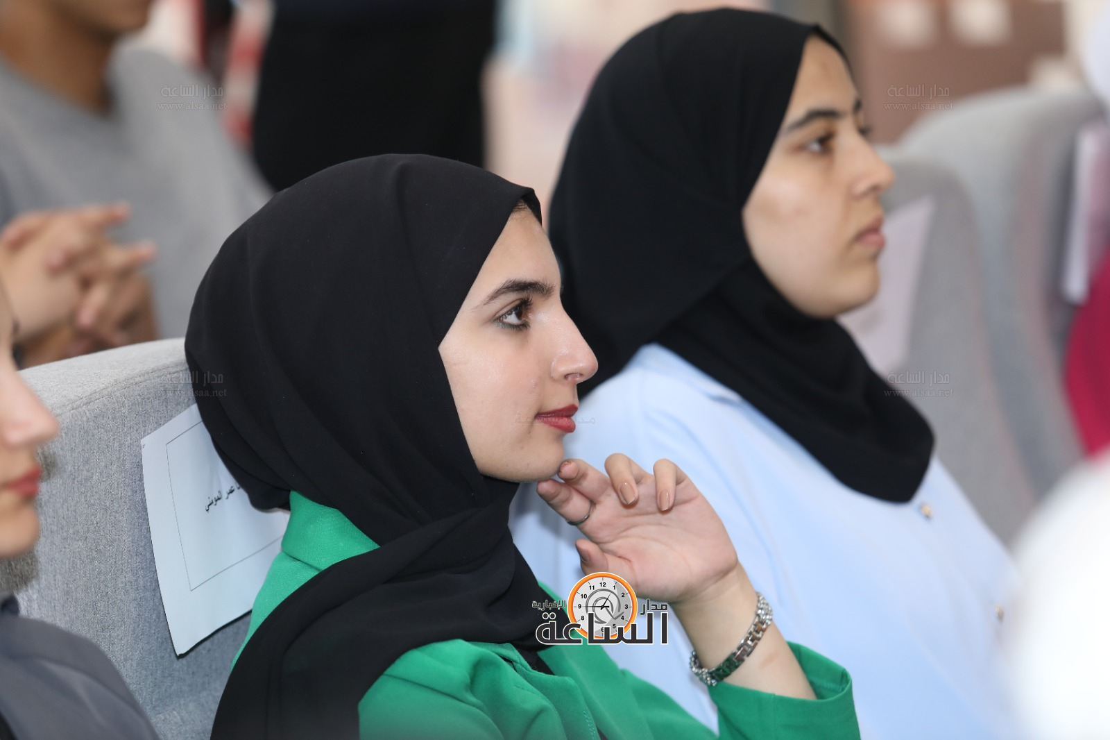 Madar Al-Saa Images 0.7367435152465589