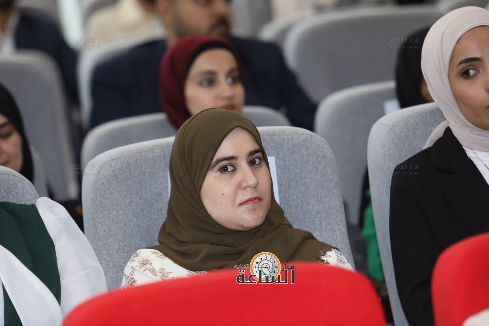 Madar Al-Saa Images 0.5615298143219953