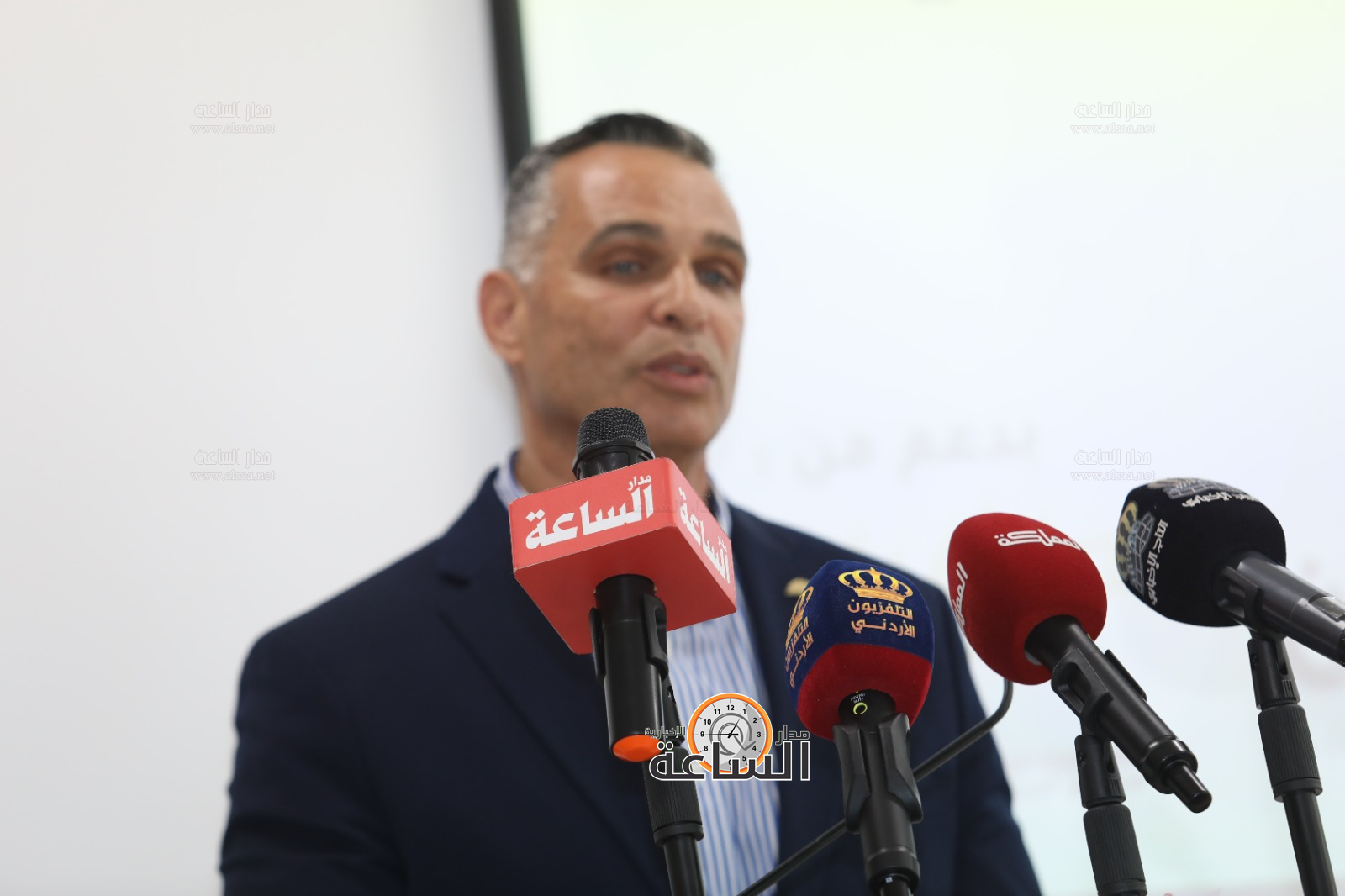 Madar Al-Saa Images 0.789687418221583