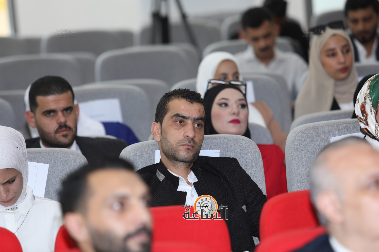 Madar Al-Saa Images 0.8766024325845188