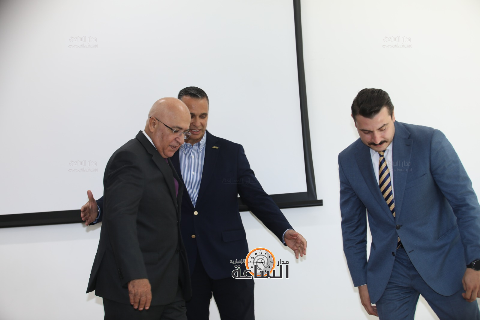 Madar Al-Saa Images 0.3506870493162466