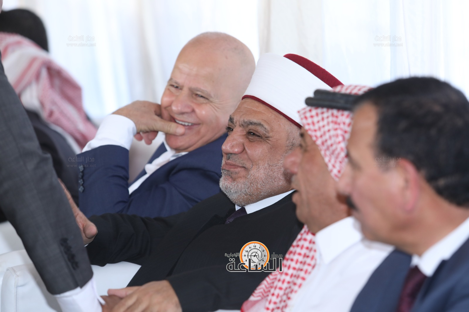 Madar Al-Saa Images 0.14735774765314513