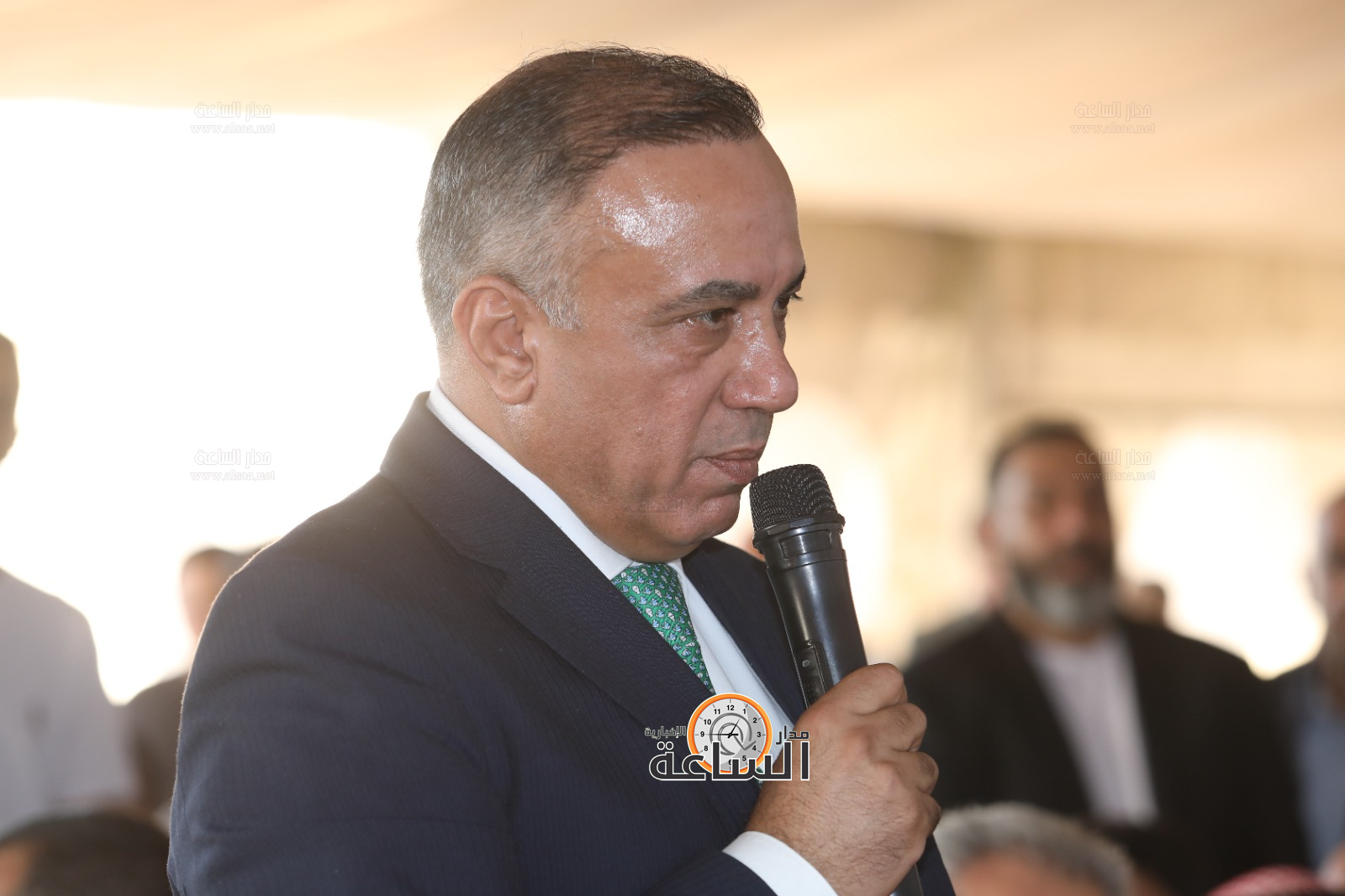 Madar Al-Saa Images 0.03919174655623148