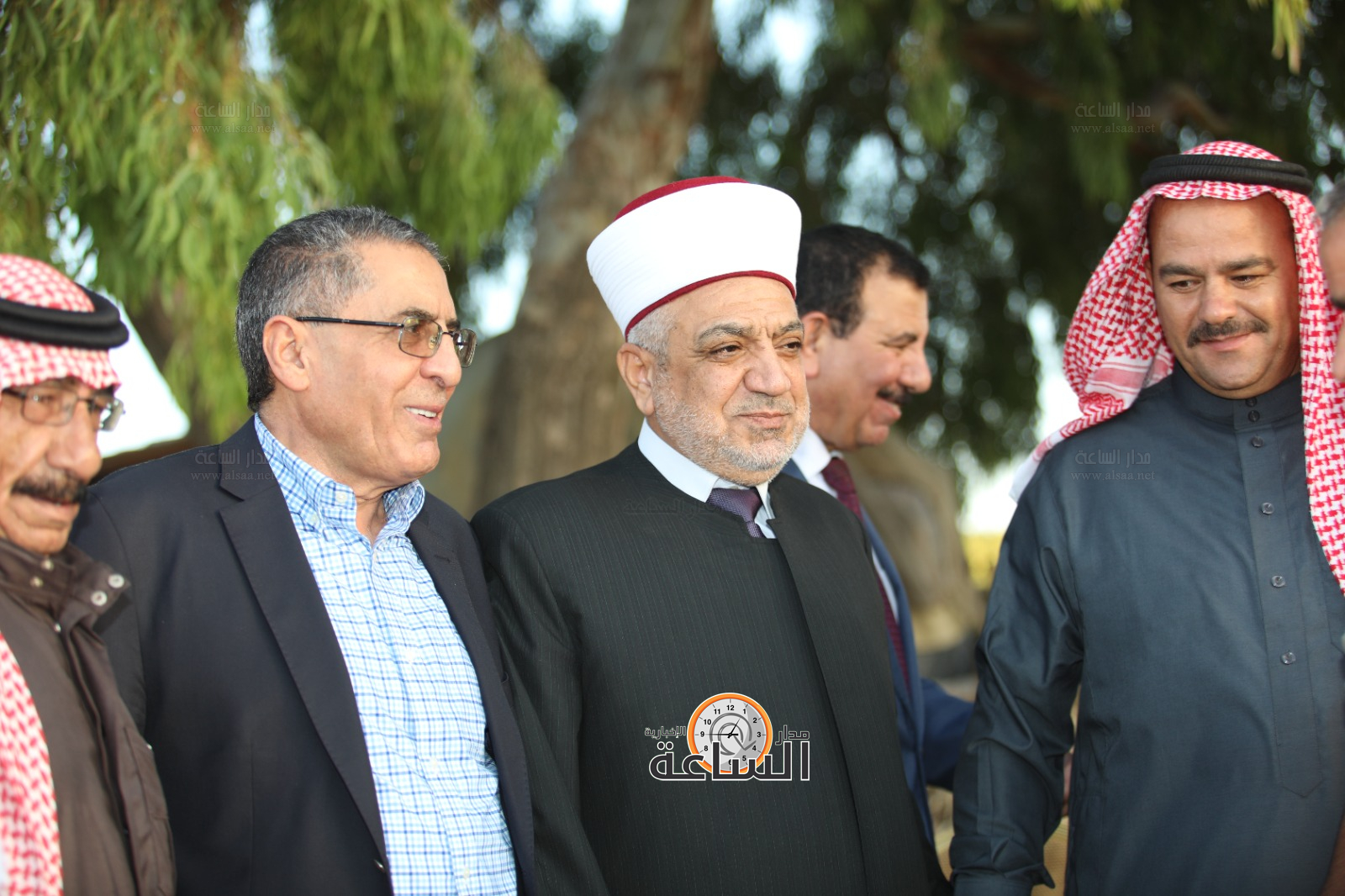 Madar Al-Saa Images 0.04918095619058227