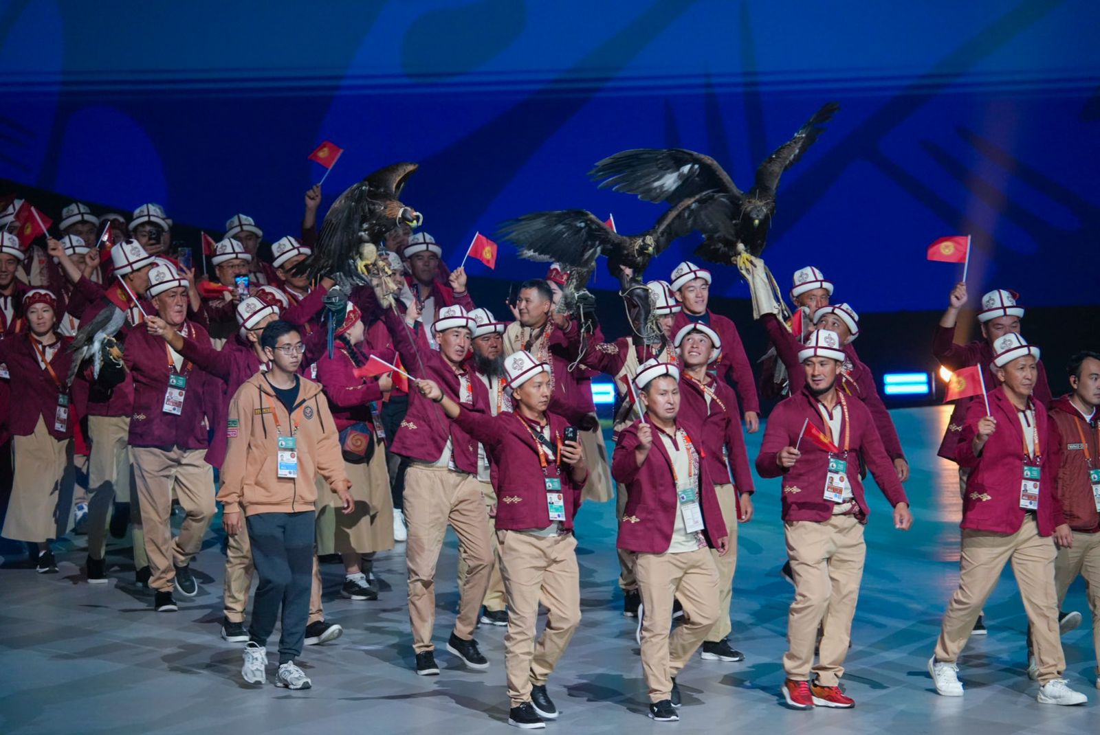 Madar Al-Saa Images 0.9251300657829884