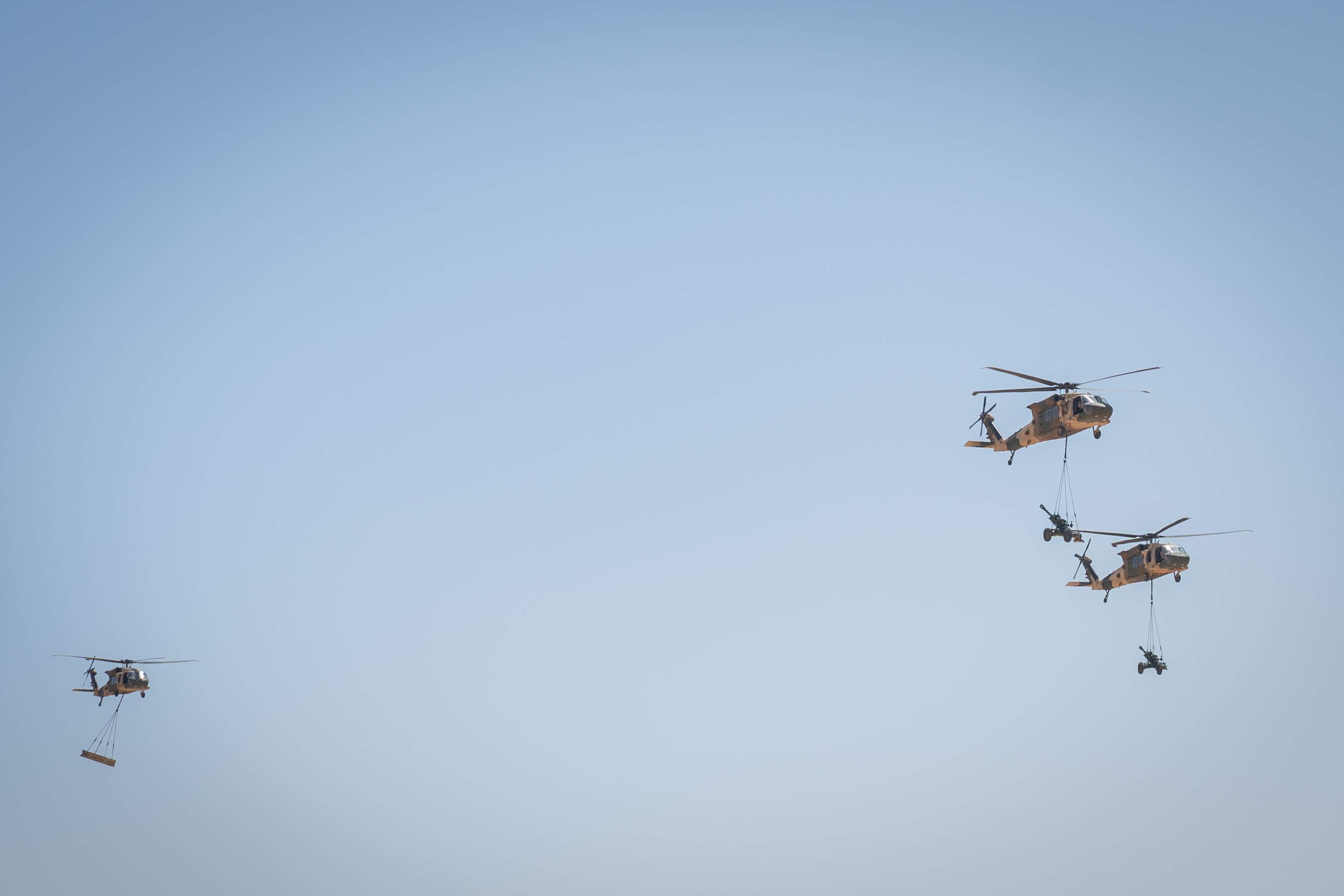 Madar Al-Saa Images 0.4418152768436636