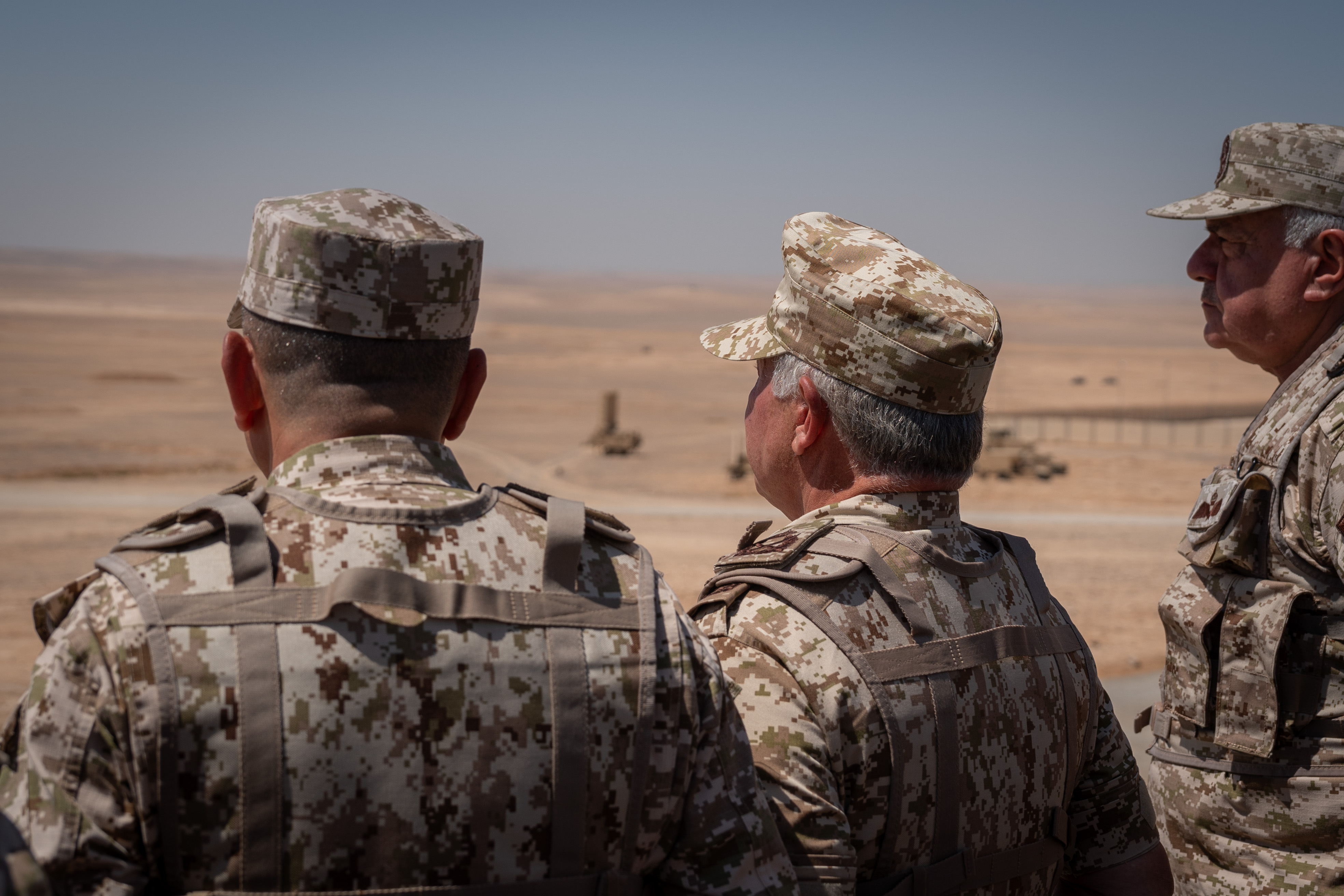 Madar Al-Saa Images 0.4465231843357398