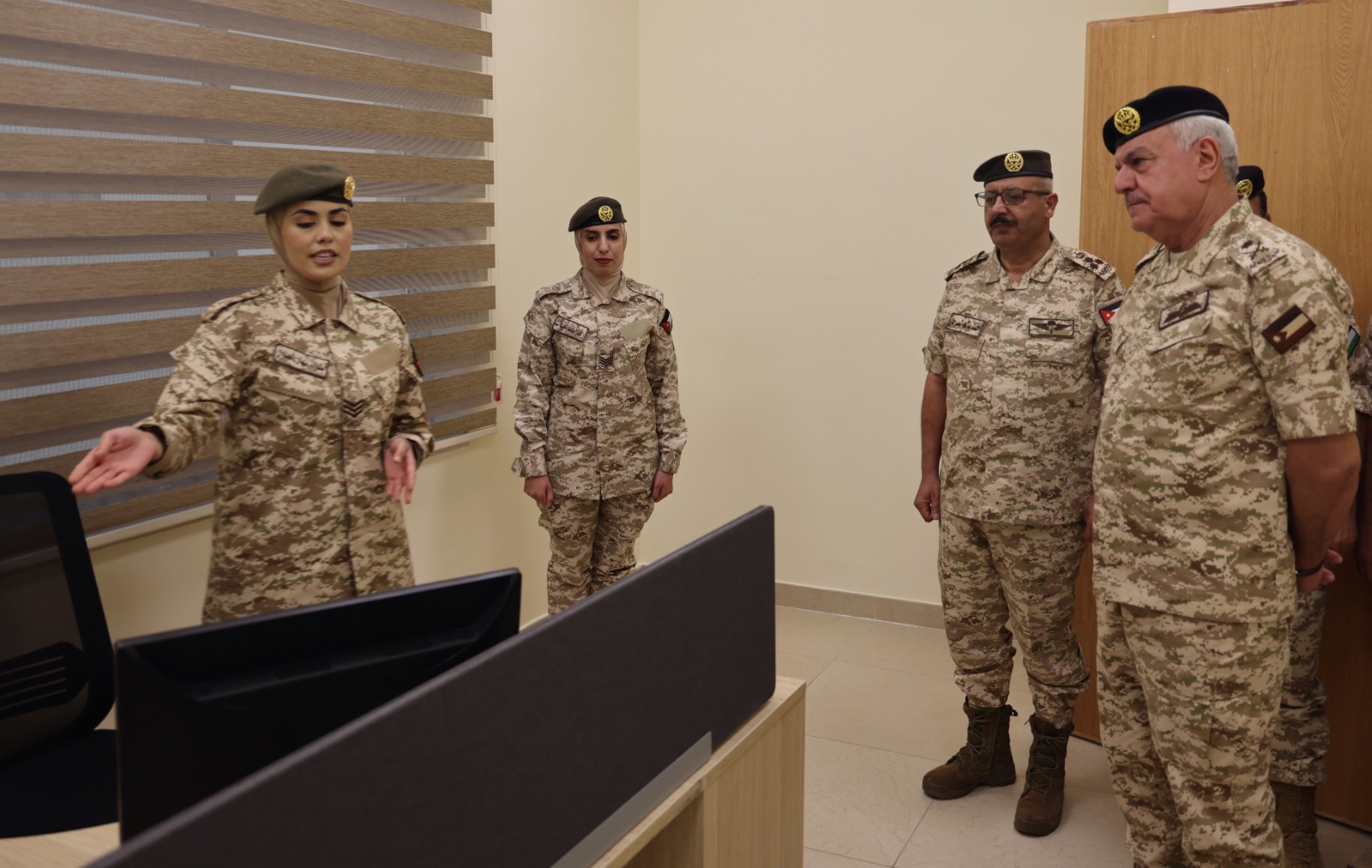 Madar Al-Saa Images 0.951961248421876