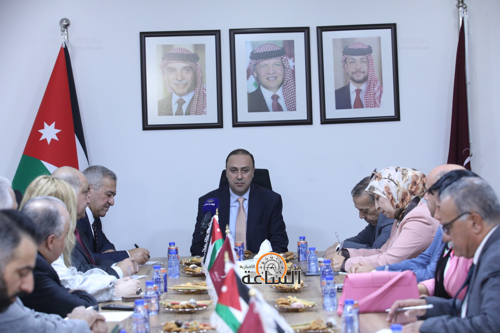 Madar Al-Saa Images 0.24187209608757065