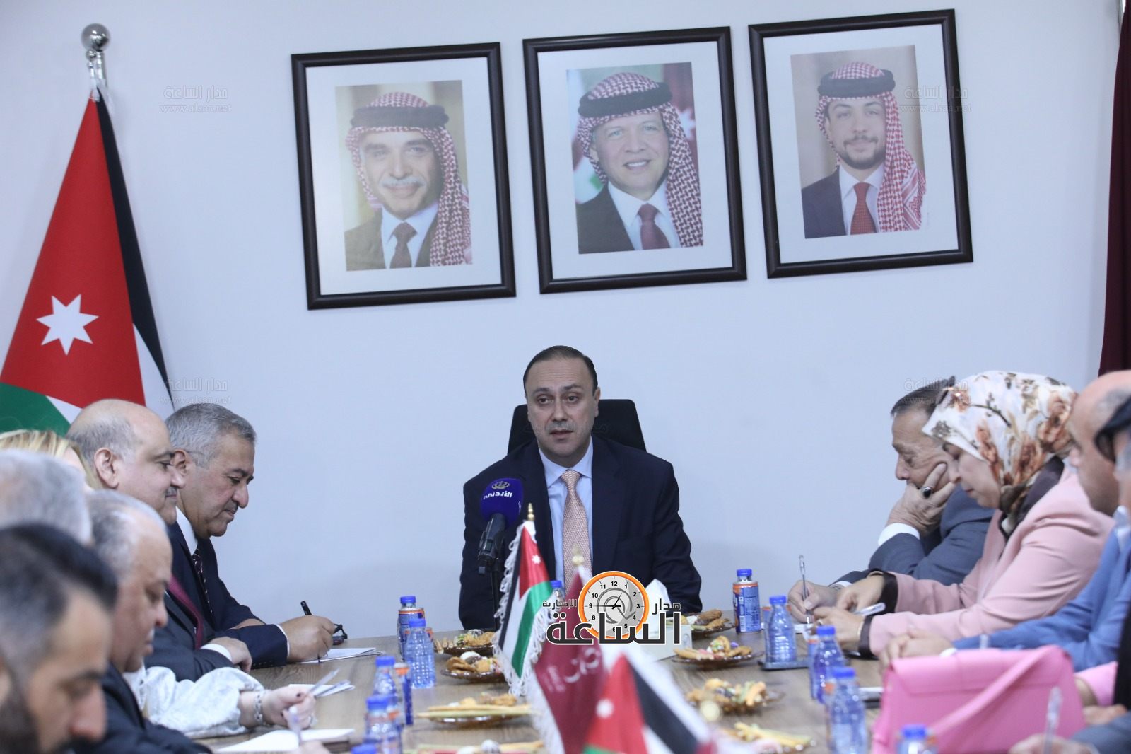 Madar Al-Saa Images 0.33867101147159295