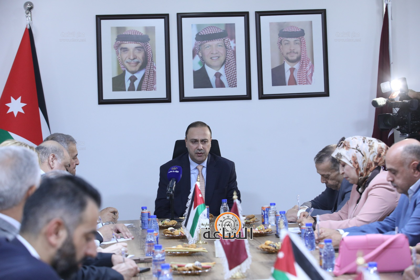 Madar Al-Saa Images 0.41781791191967943