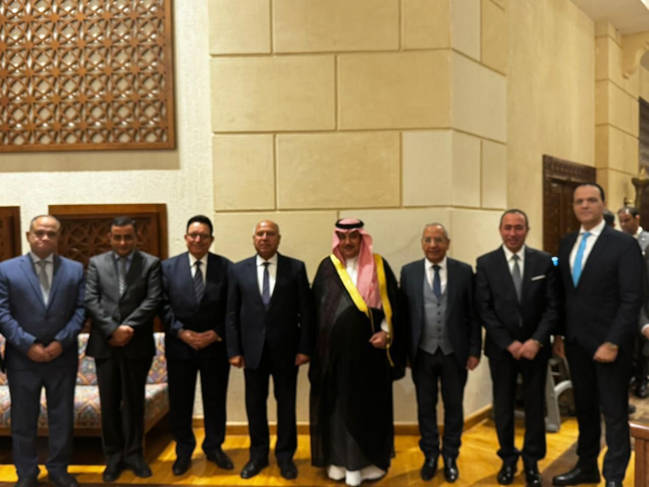 Madar Al-Saa Images 0.43091786147170463