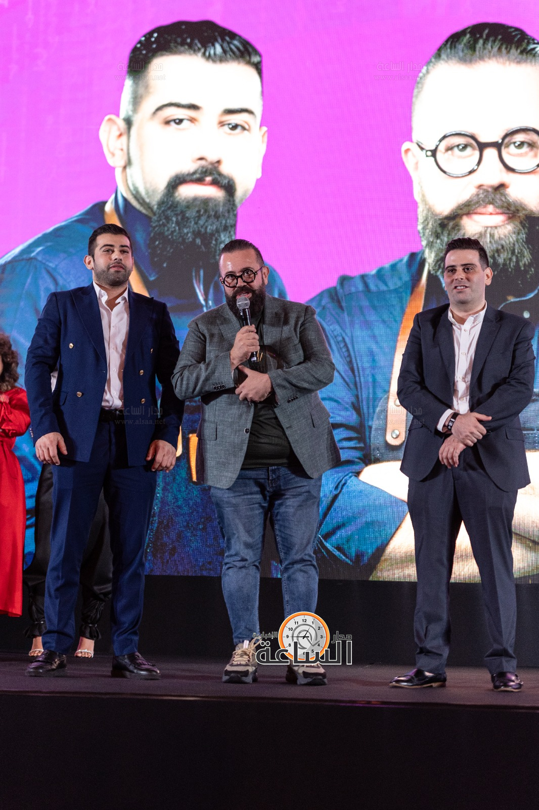 Madar Al-Saa Images 0.3223234170041114