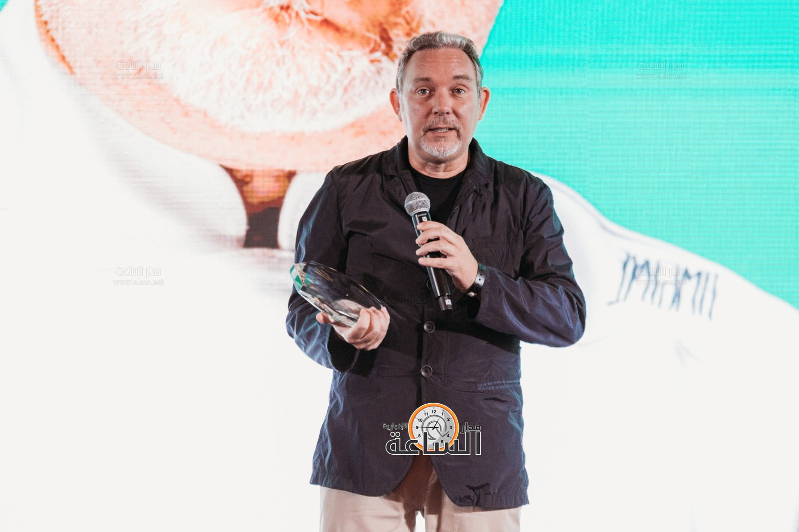 Madar Al-Saa Images 0.20256784558680185