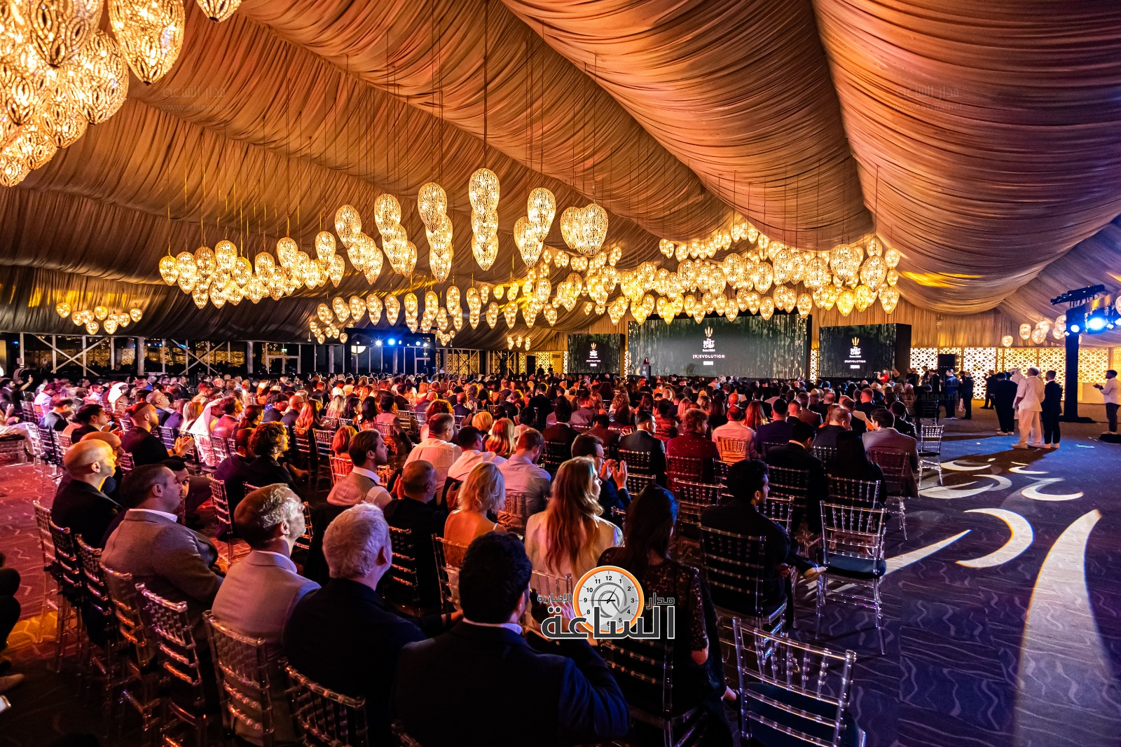 Madar Al-Saa Images 0.8211971612886326