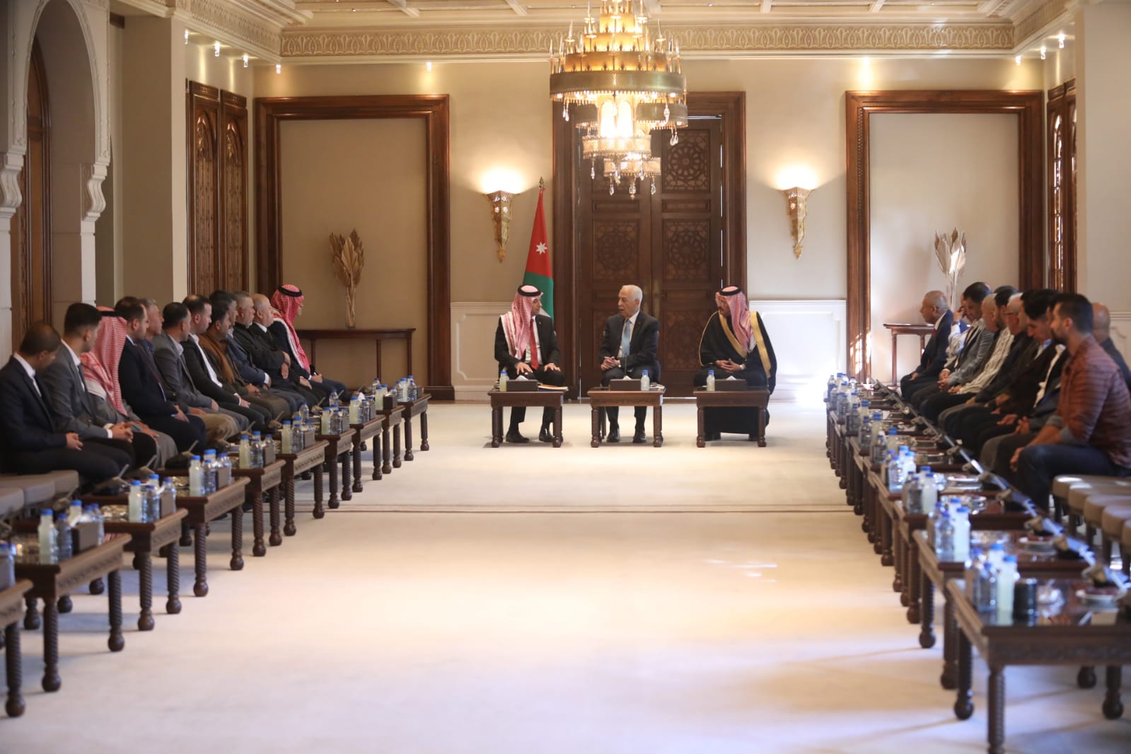 Madar Al-Saa Images 0.9182538001934475