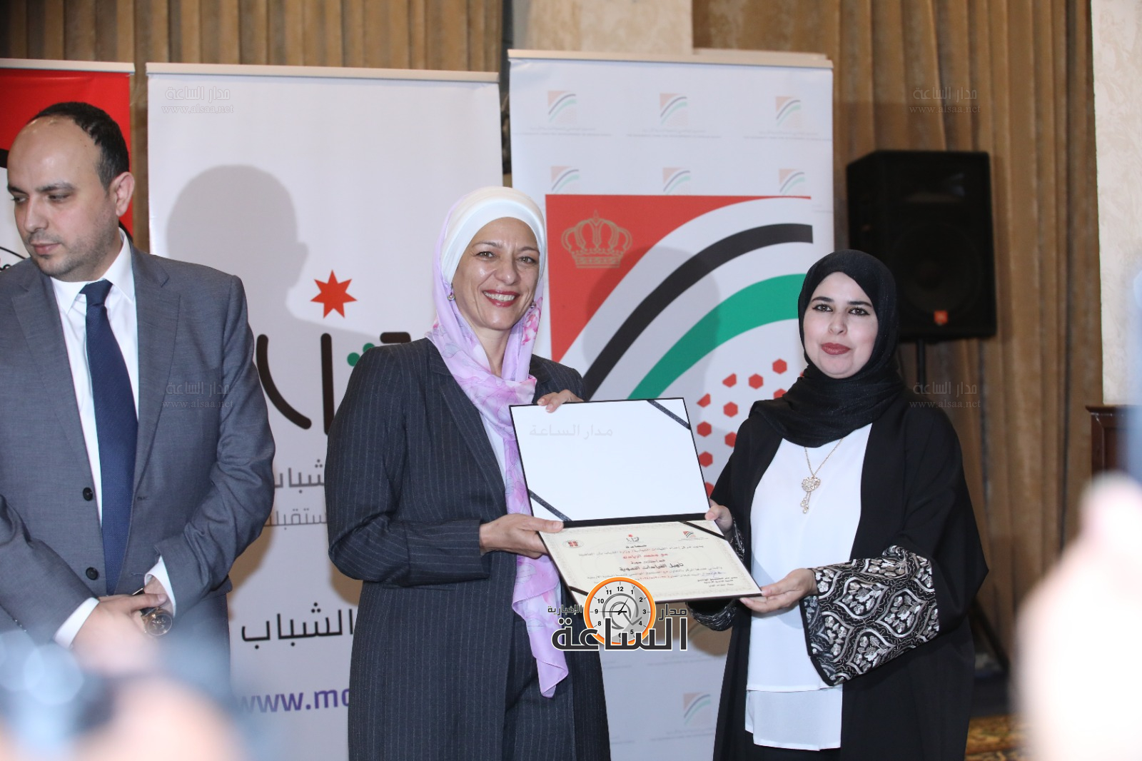 Madar Al-Saa Images 0.8290859573006053