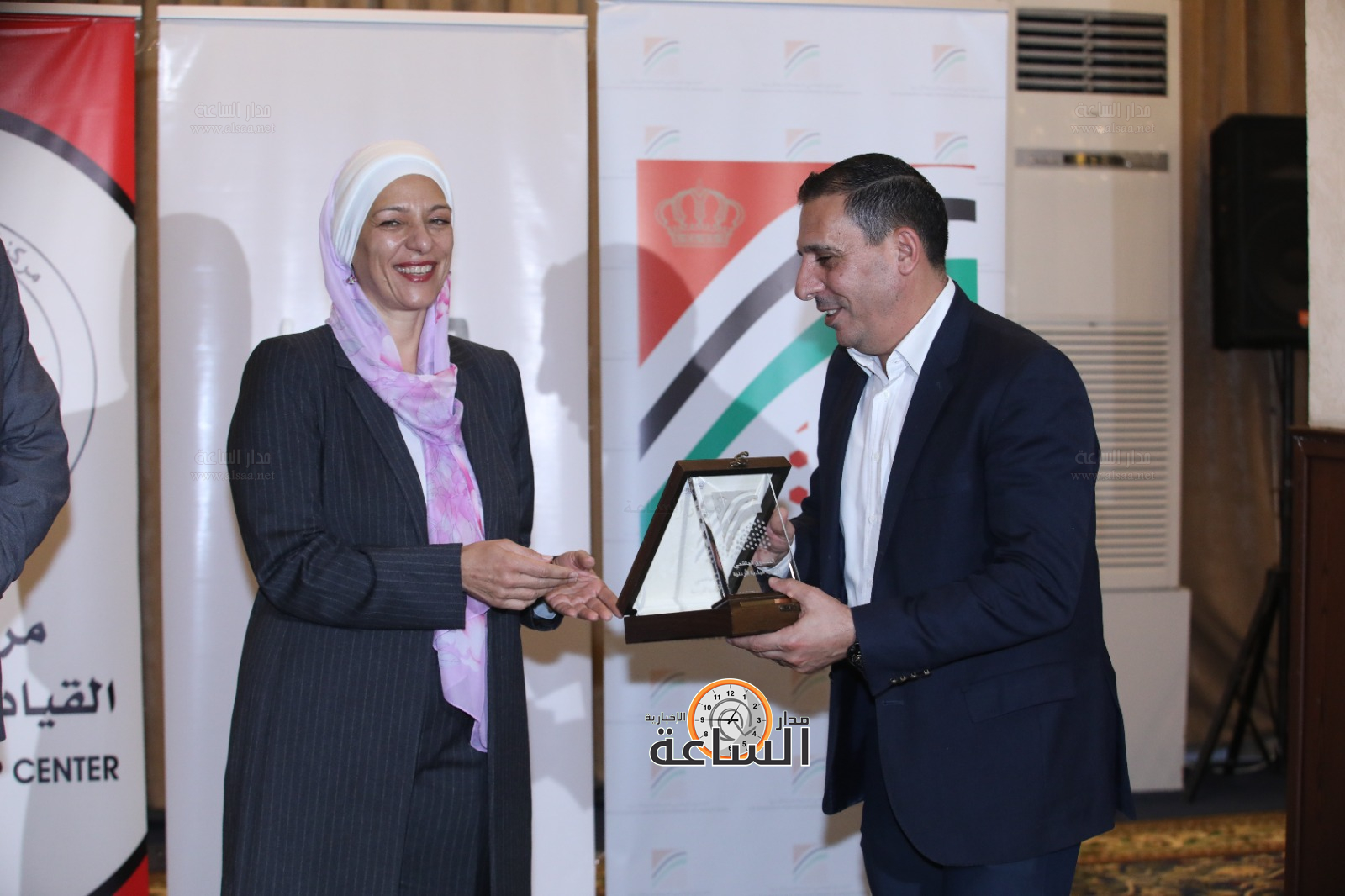 Madar Al-Saa Images 0.3312354549469667