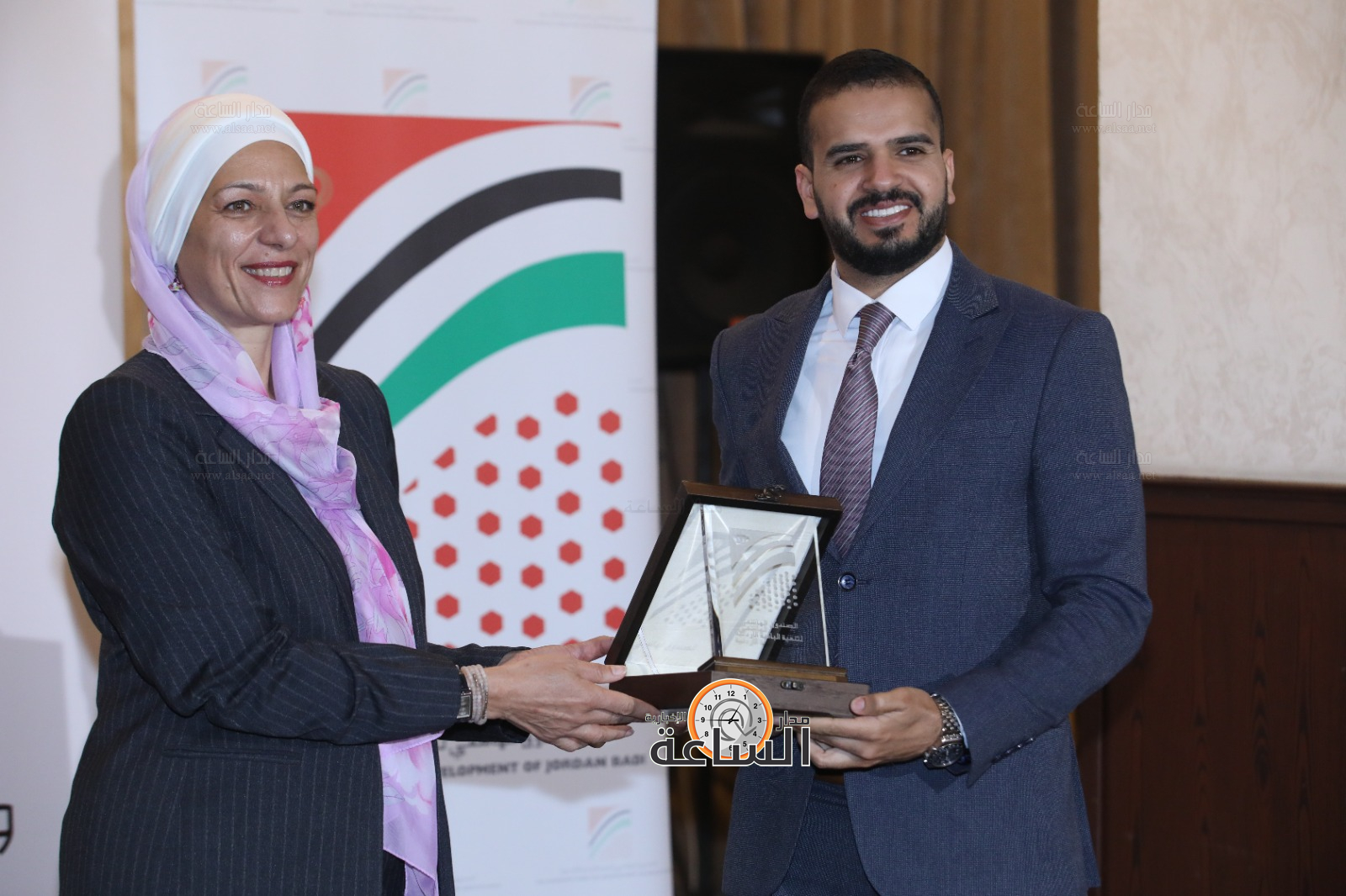 Madar Al-Saa Images 0.9993072294654768