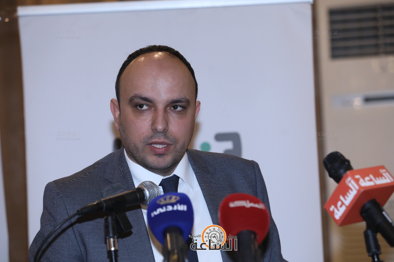 Madar Al-Saa Images 0.3993543979556402