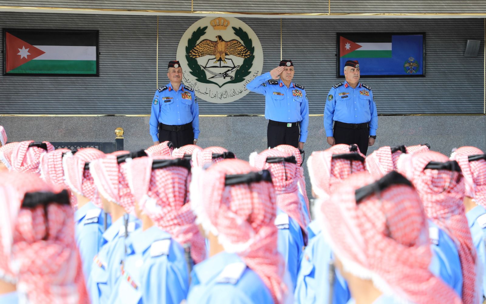 Madar Al-Saa Images 0.880731096529767