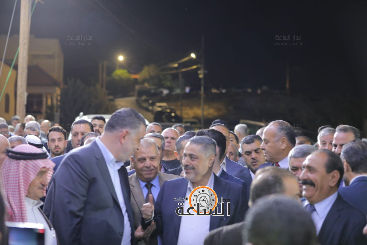 Madar Al-Saa Images 0.4374800524493947