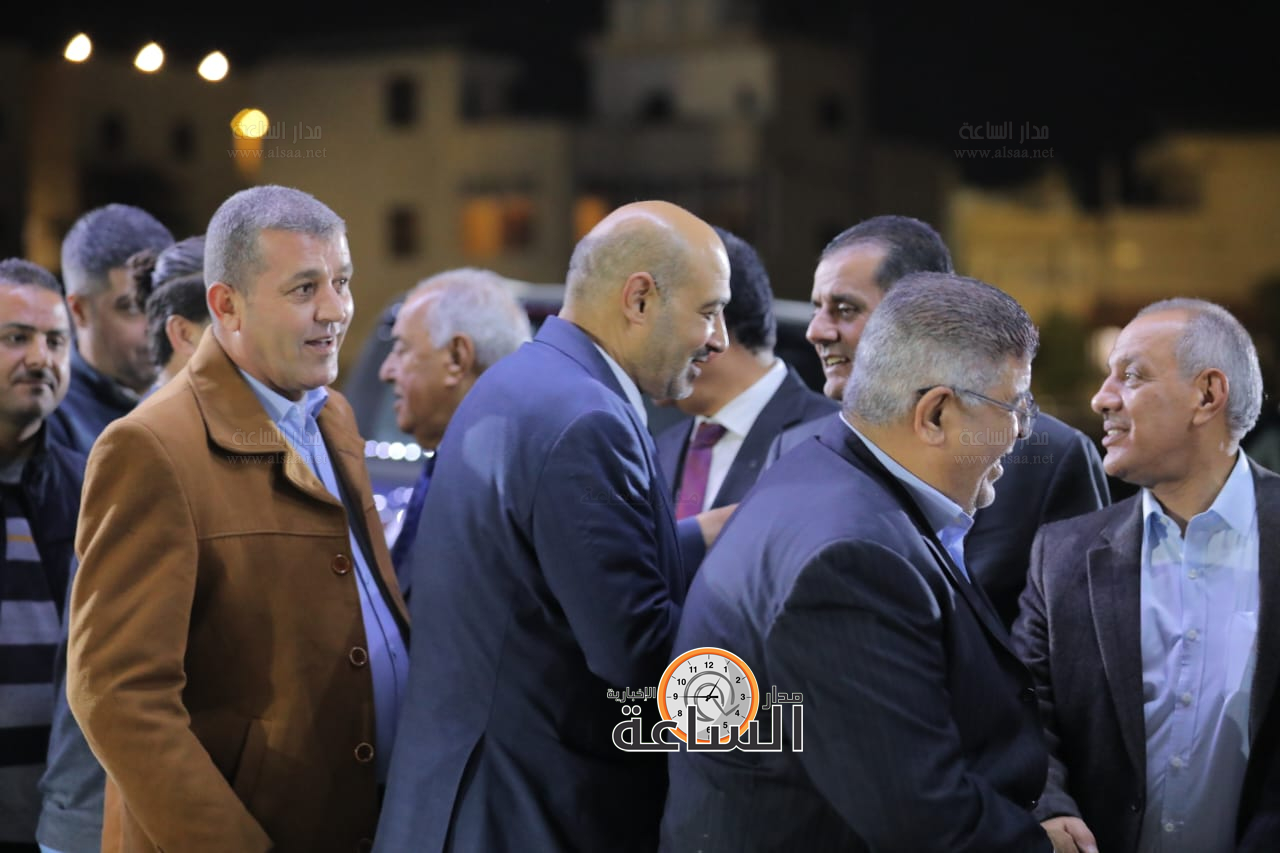 Madar Al-Saa Images 0.48657491606294934