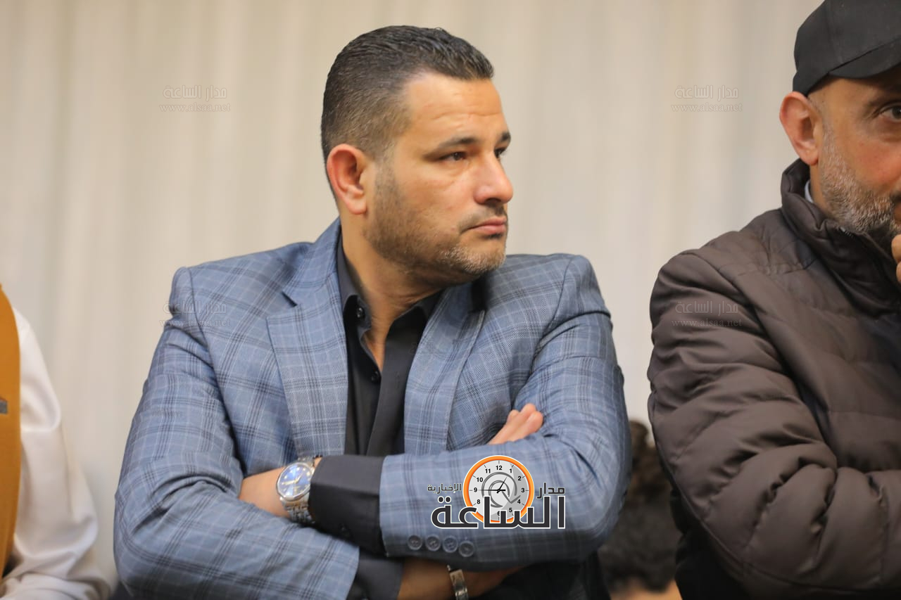 Madar Al-Saa Images 0.16989444328162073