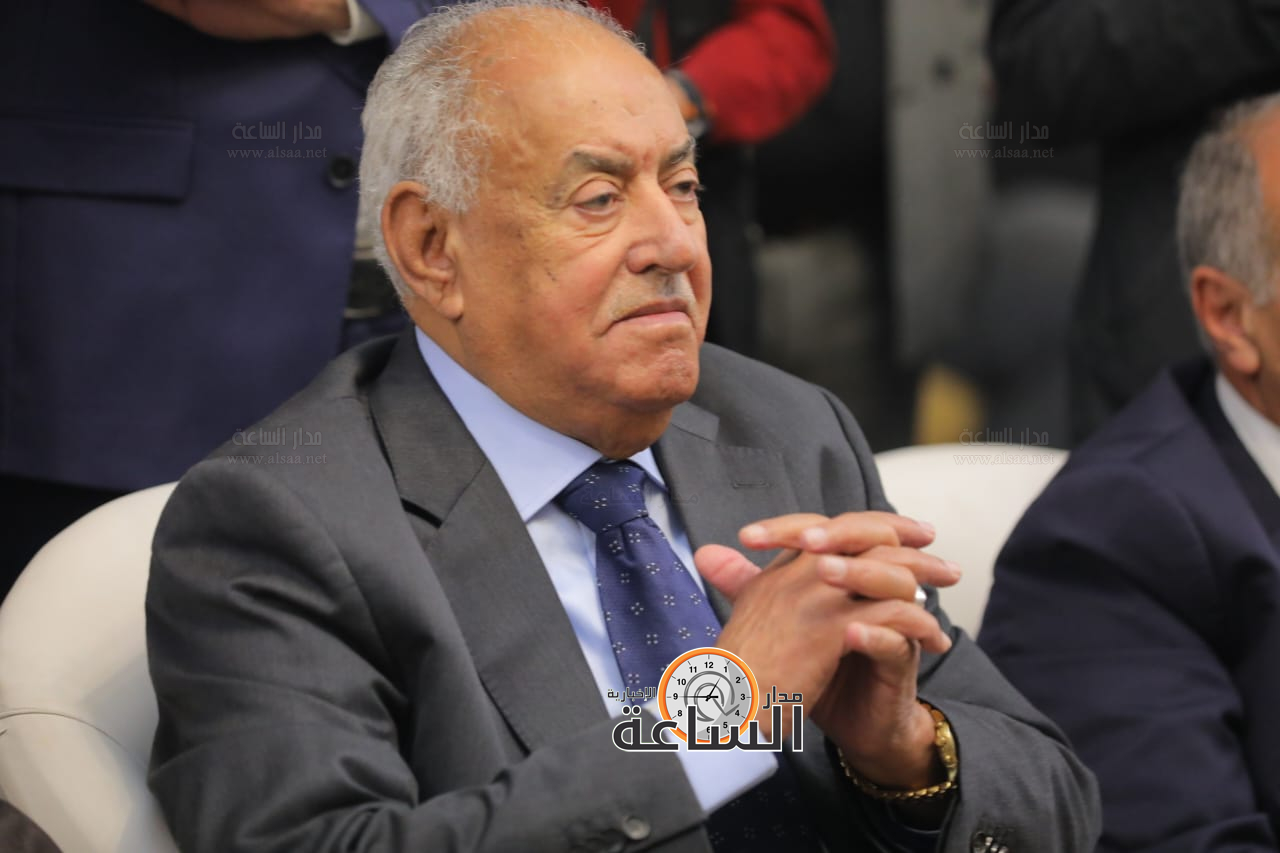 Madar Al-Saa Images 0.4659798345758699