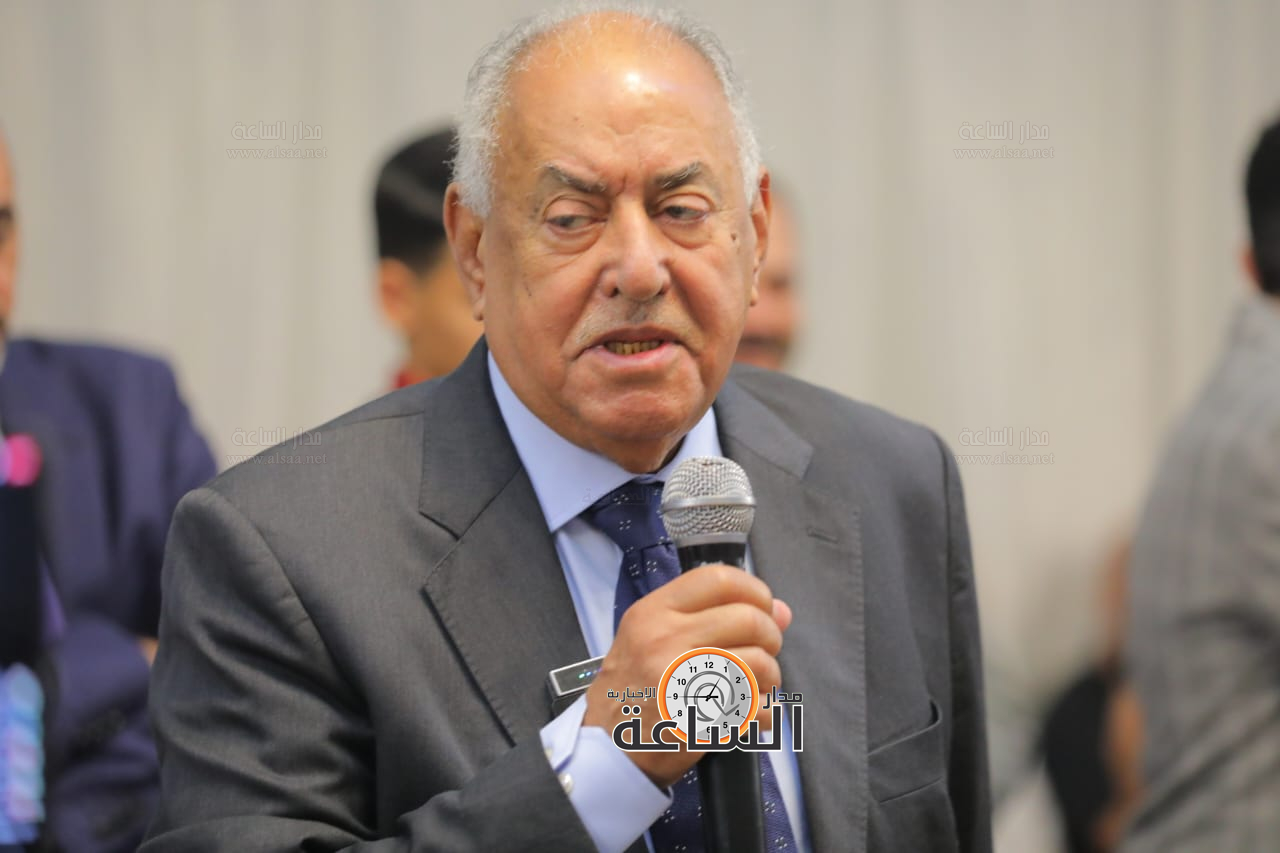 Madar Al-Saa Images 0.9431337465254821