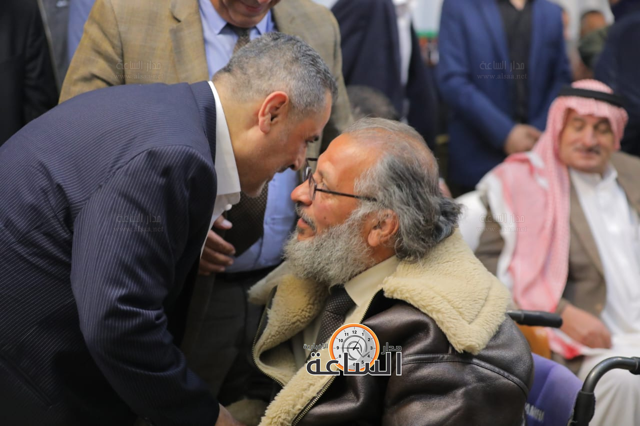 Madar Al-Saa Images 0.9332771840637626