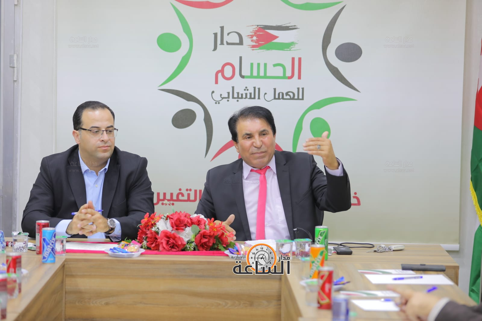 Madar Al-Saa Images 0.8450100308122885