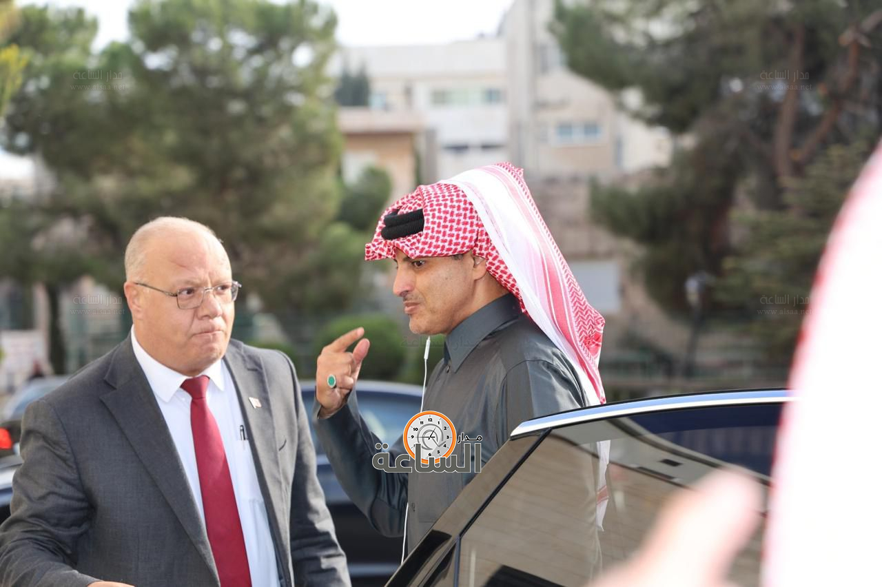 Madar Al-Saa Images 0.08807001816593196